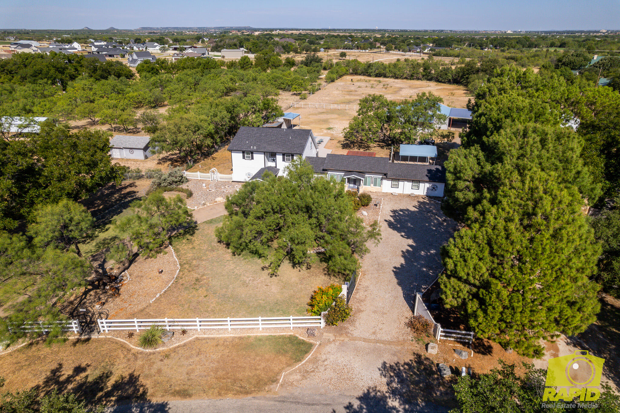2062 Country Club Estates Circle Property Photo 80