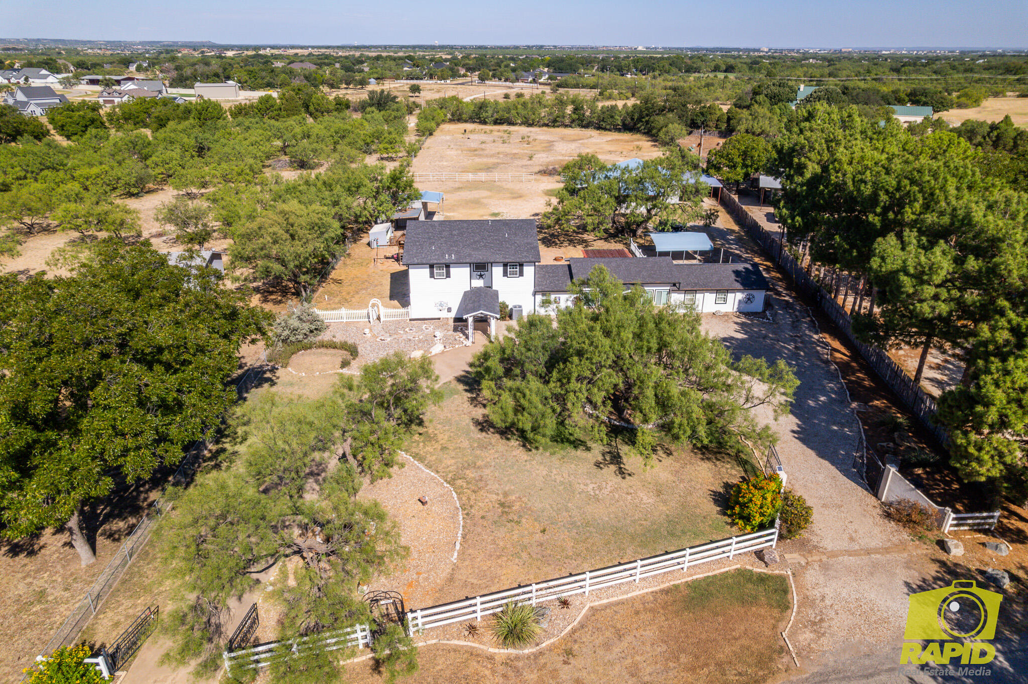 2062 Country Club Estates Circle Property Photo 81