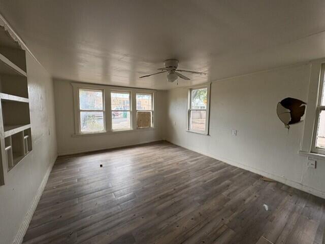 2902 San Antonio Street Property Photo 4