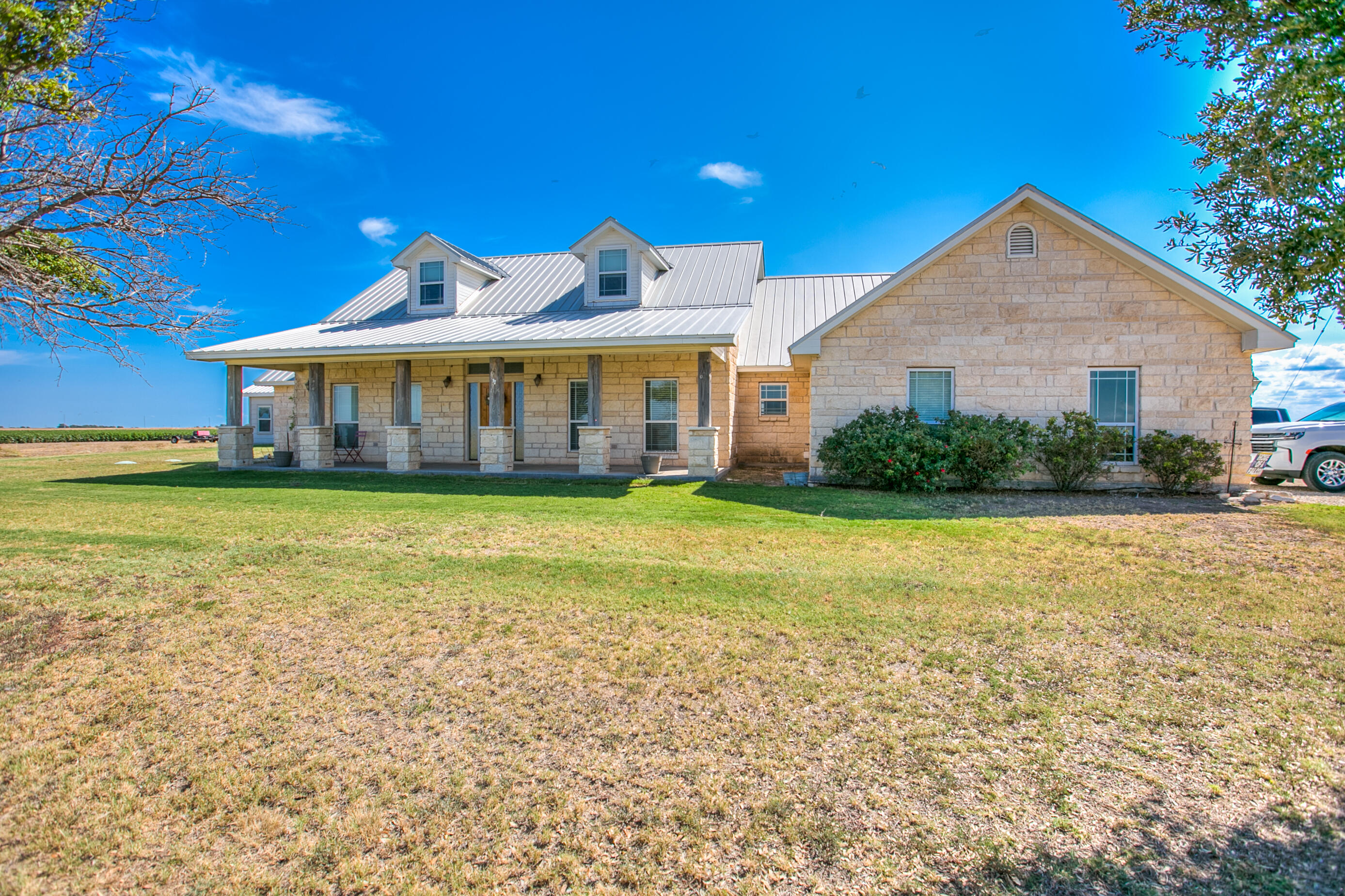 5578 Hawk Avenue Property Photo 1