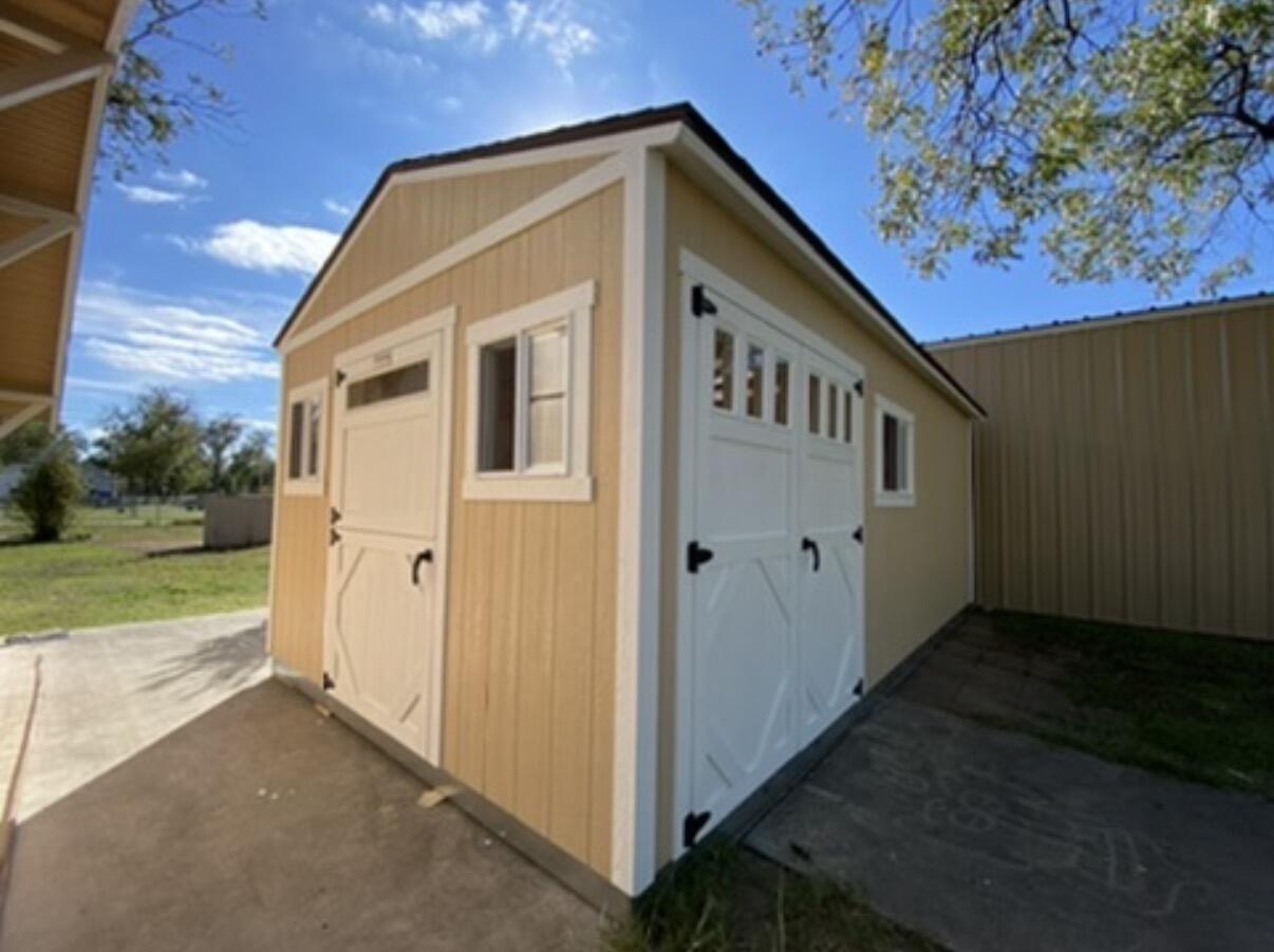1034 Cactus Lane Property Photo 14