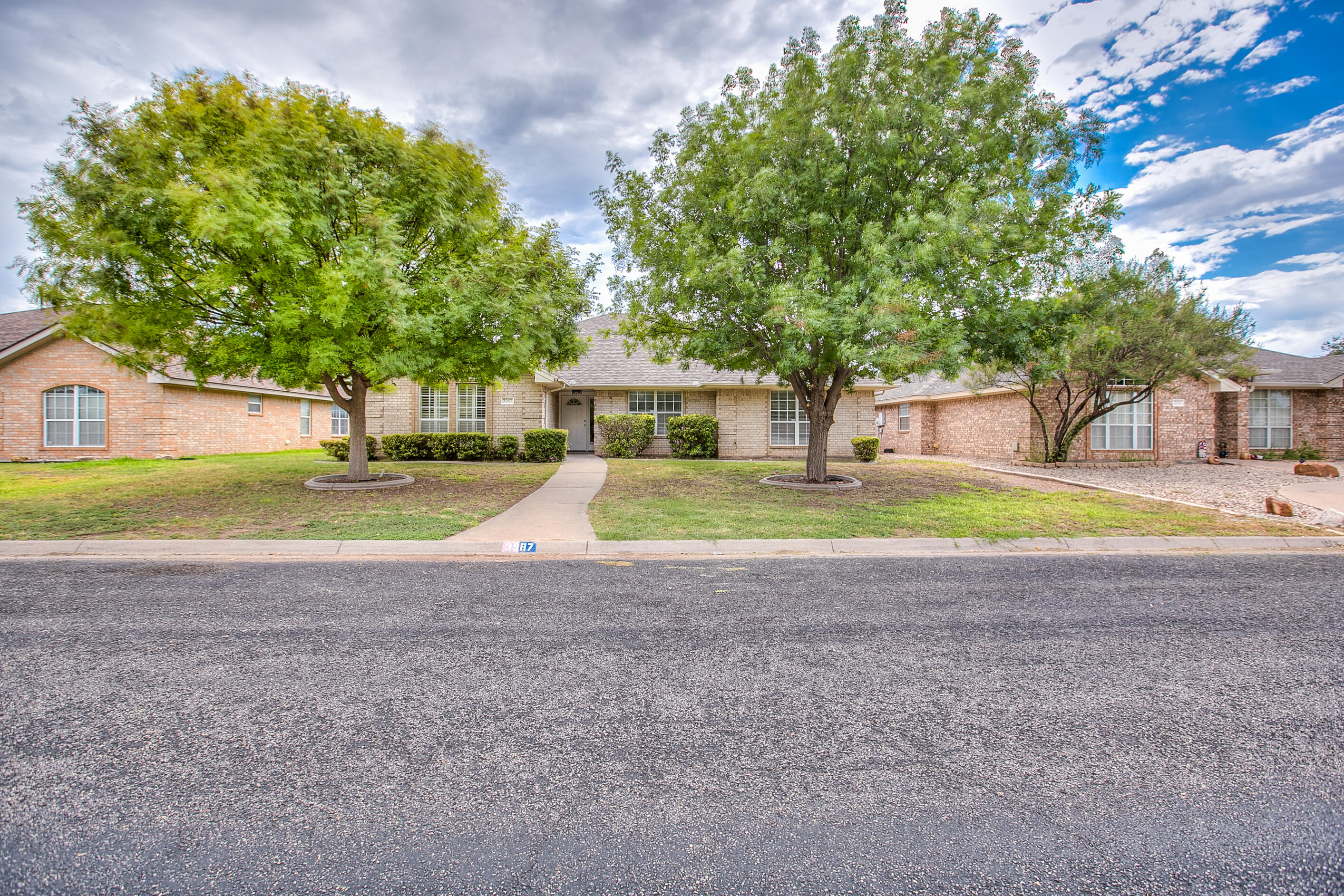3587 Shadyhill Drive Property Photo 2