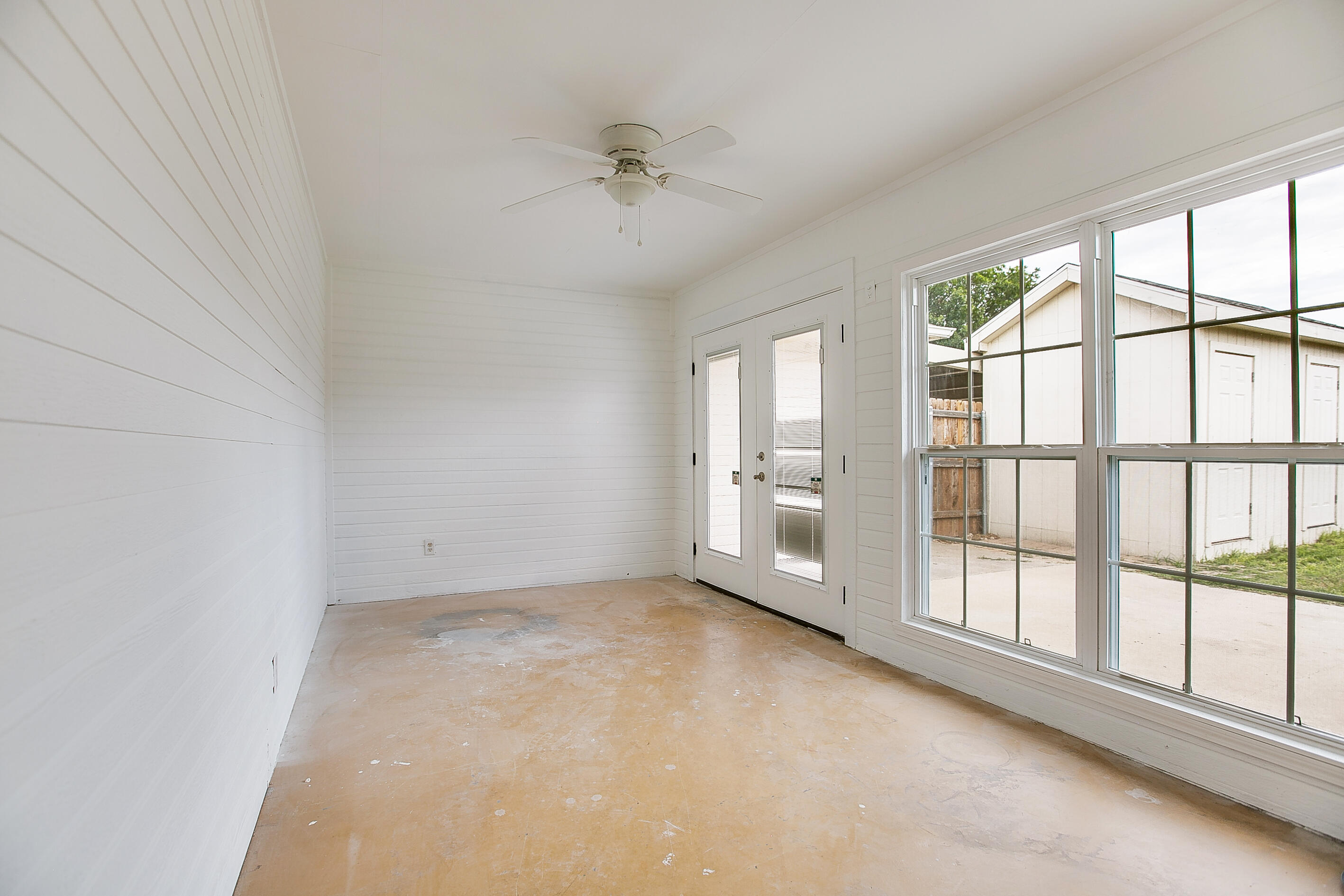 3587 Shadyhill Drive Property Photo 29