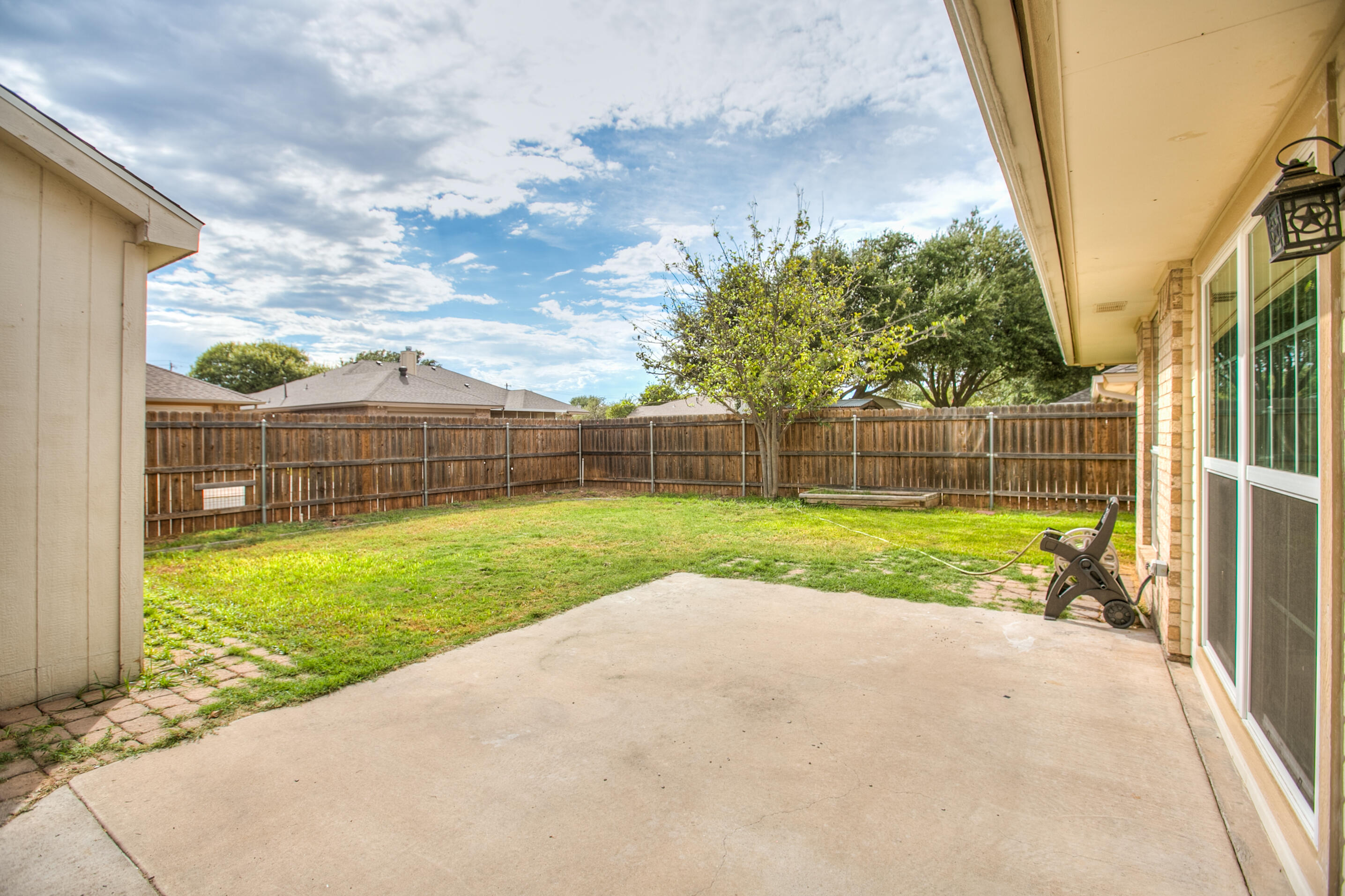 3587 Shadyhill Drive Property Photo 30