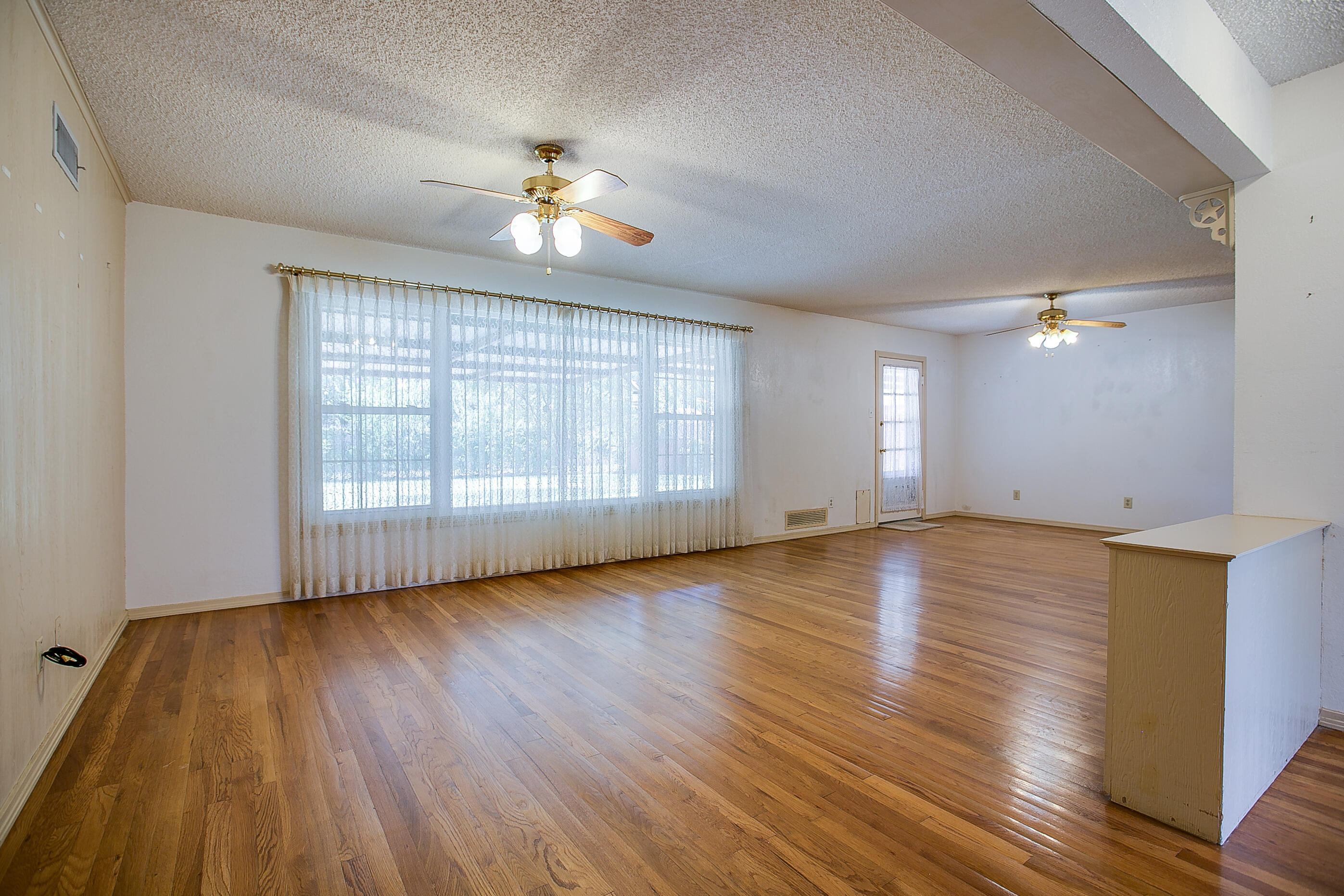 115 Churchill Boulevard Property Photo 3
