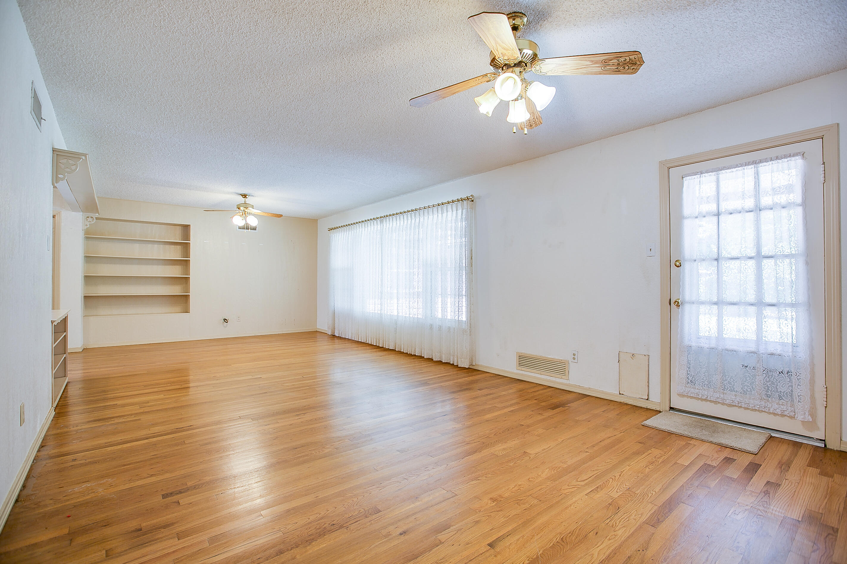 115 Churchill Boulevard Property Photo 6