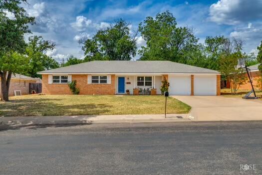 257 Glenna Drive Property Photo 1