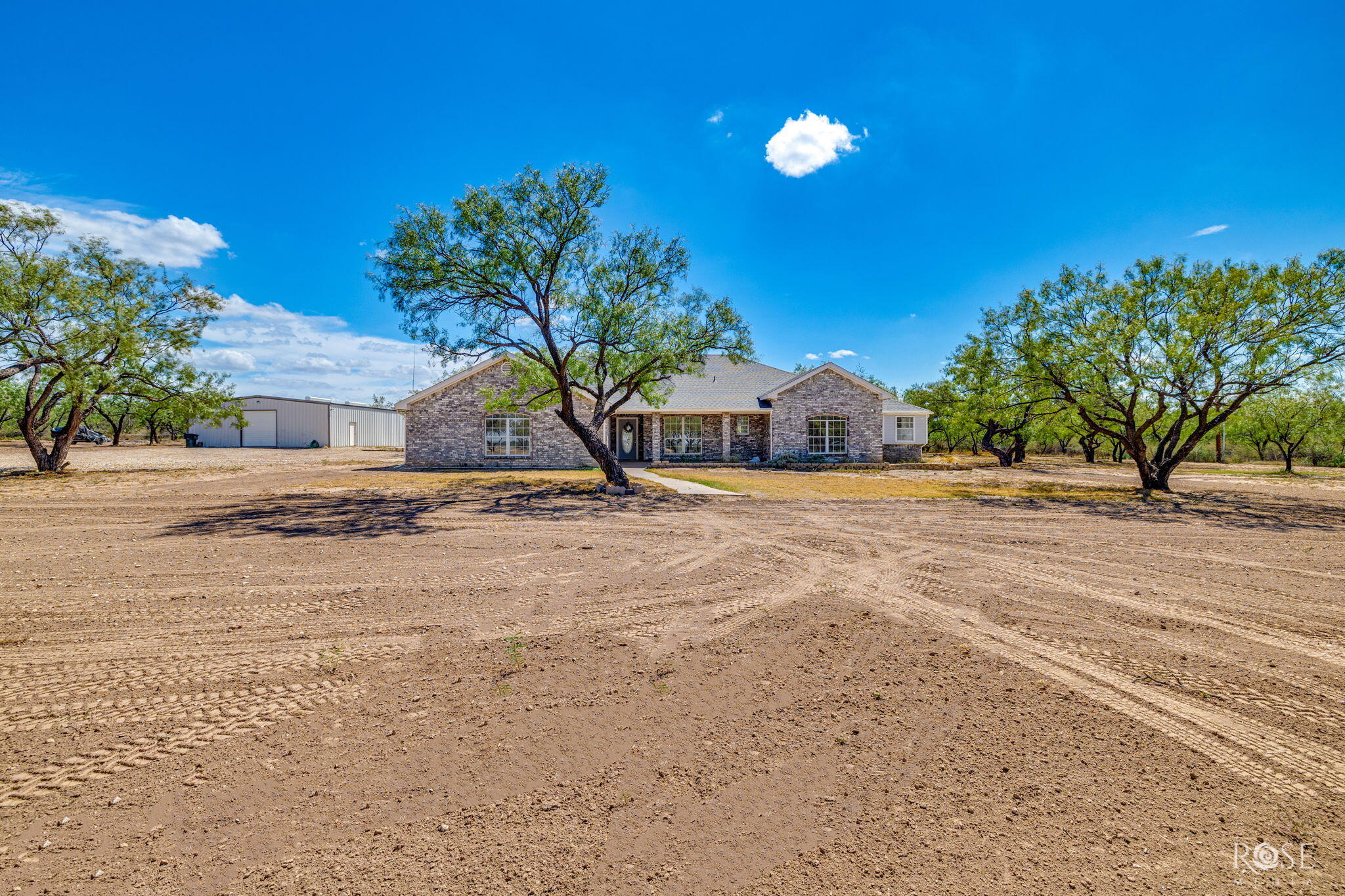 11561 Twin Lakes Lane Property Photo 4