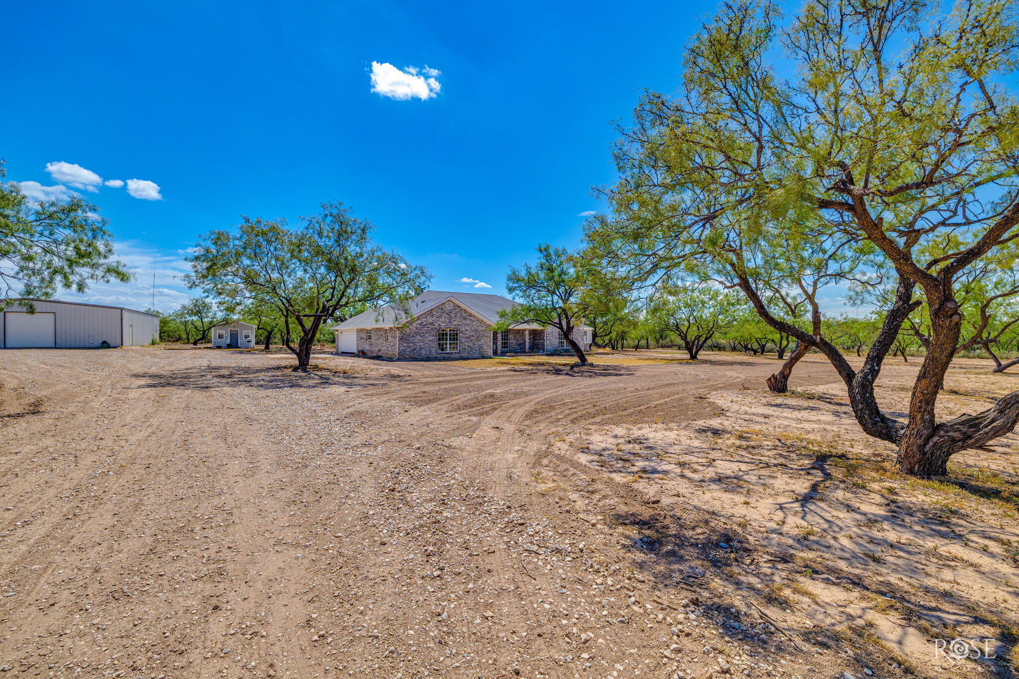 11561 Twin Lakes Lane Property Photo 6