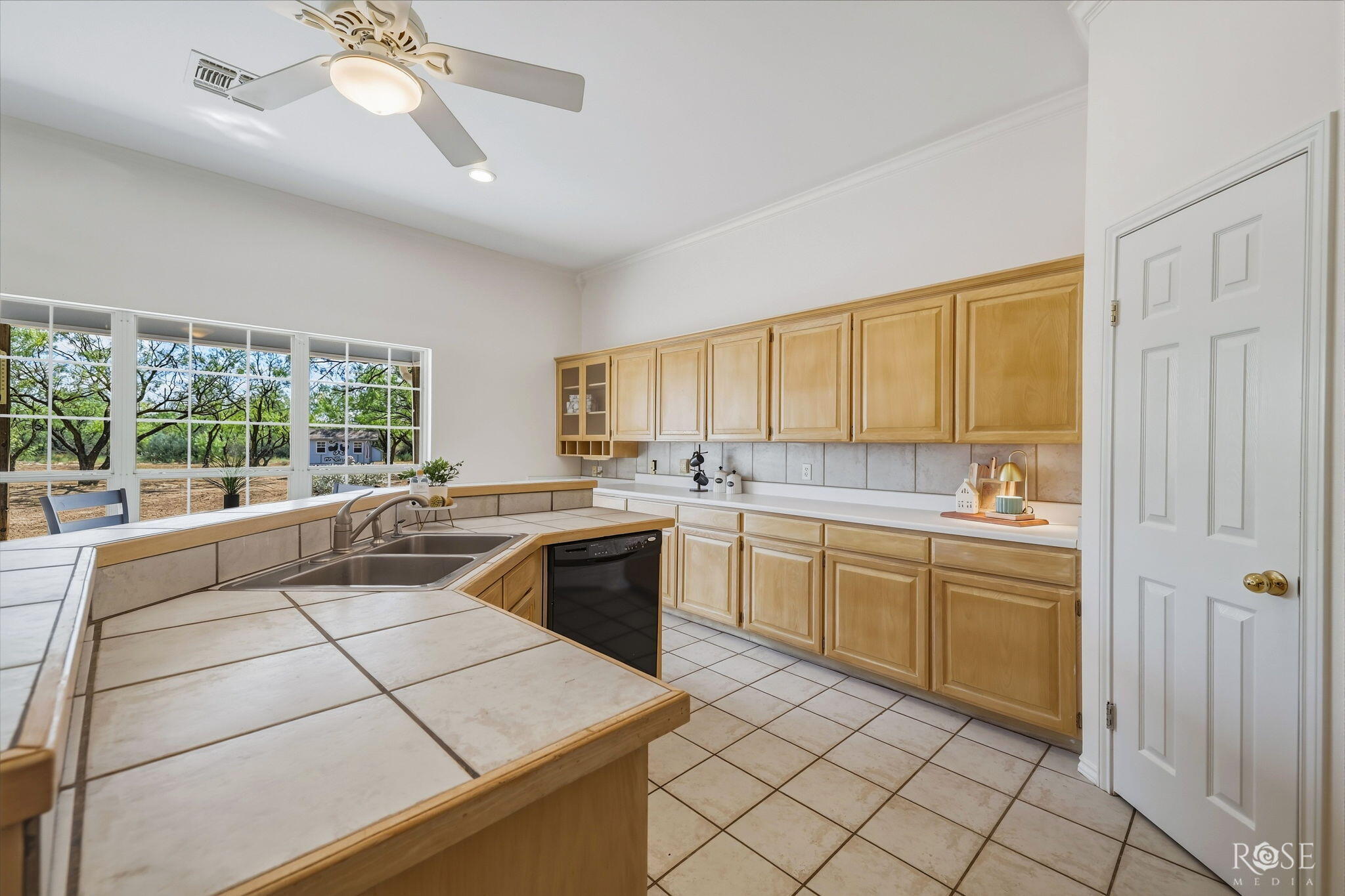 11561 Twin Lakes Lane Property Photo 18