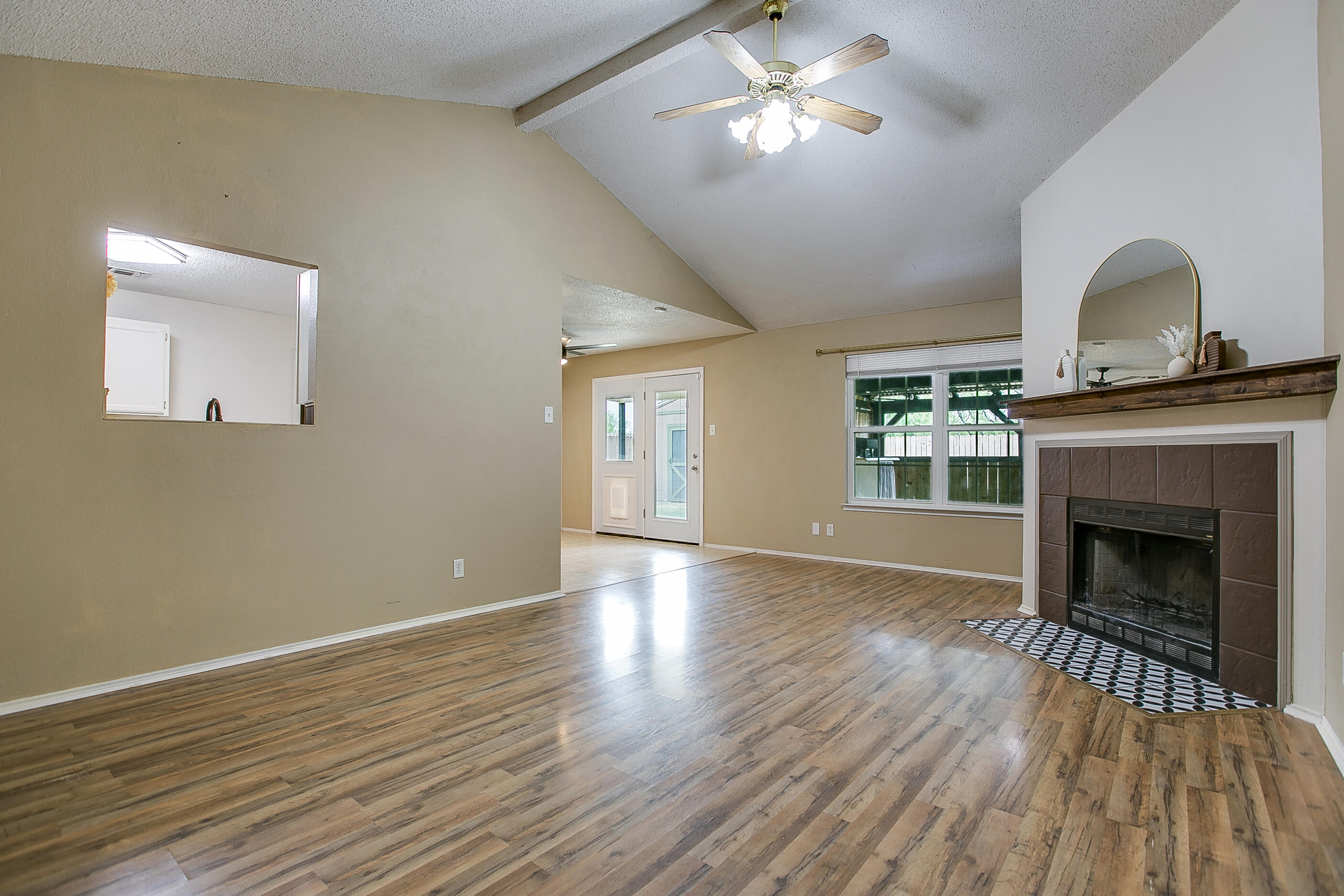 2306 1st Atlas Street Property Photo 7