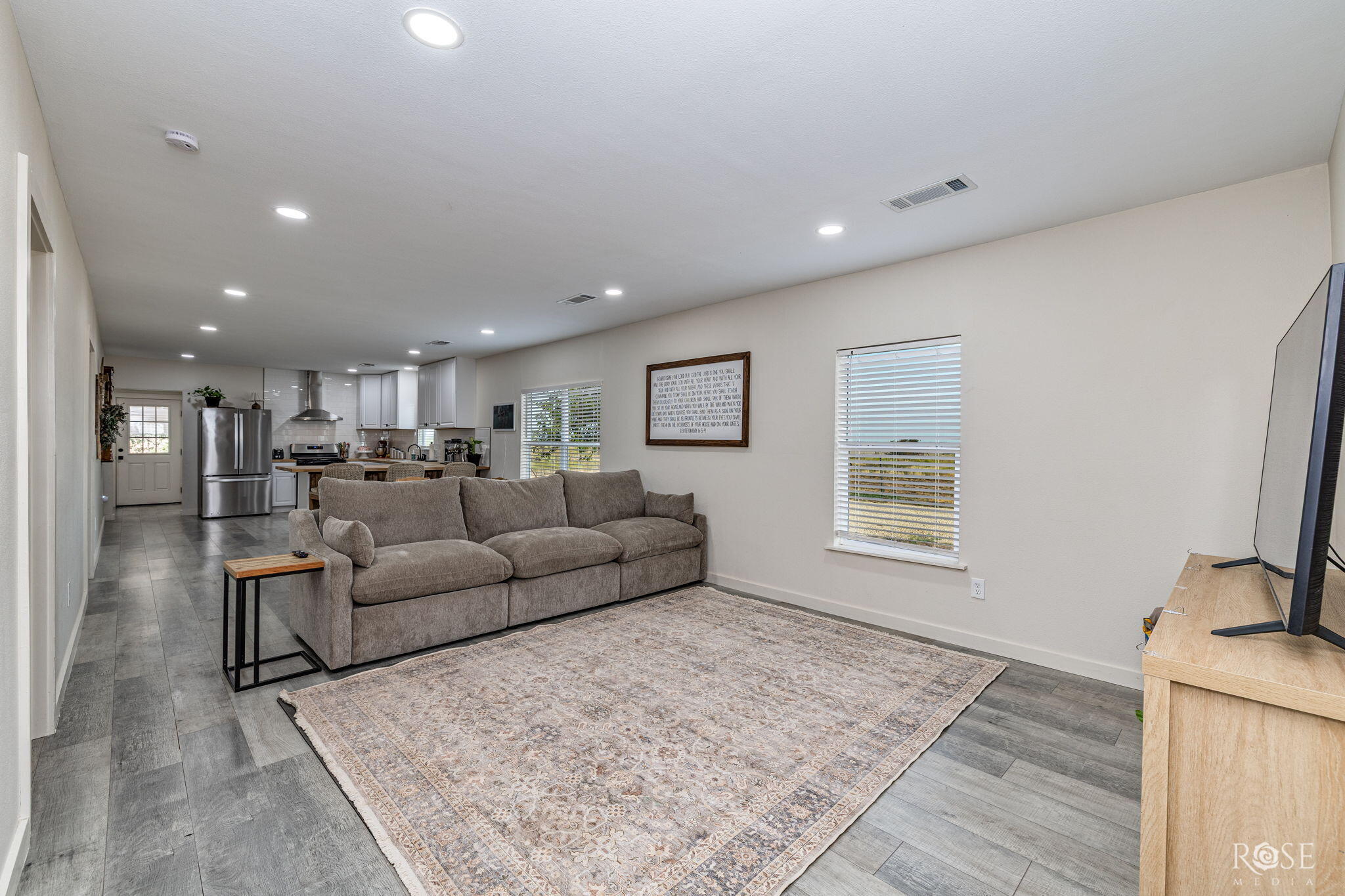 1826 Fm 2333 Property Photo 4