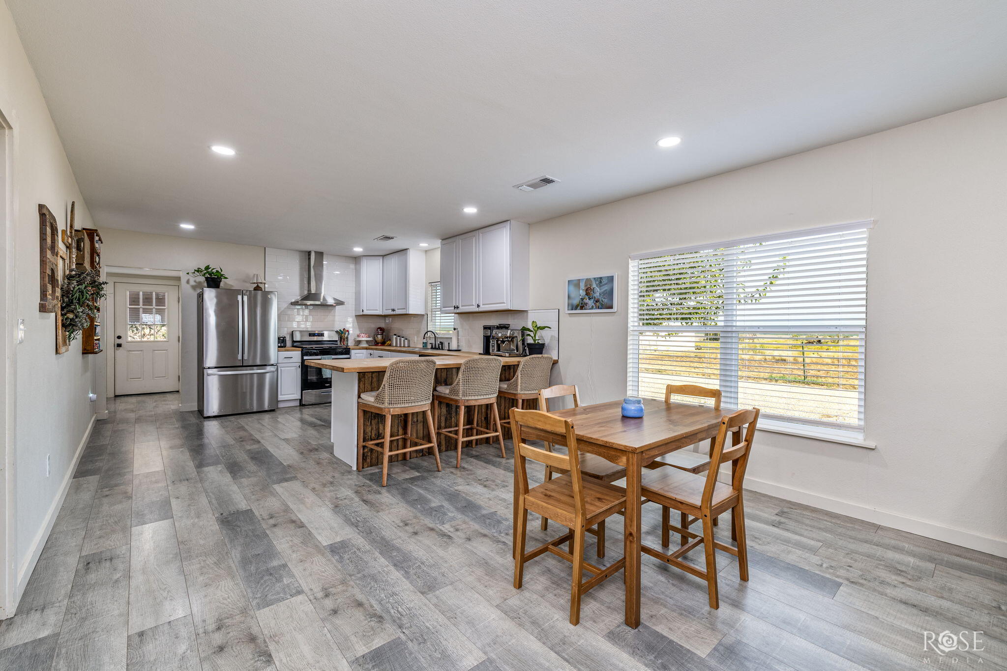 1826 Fm 2333 Property Photo 5