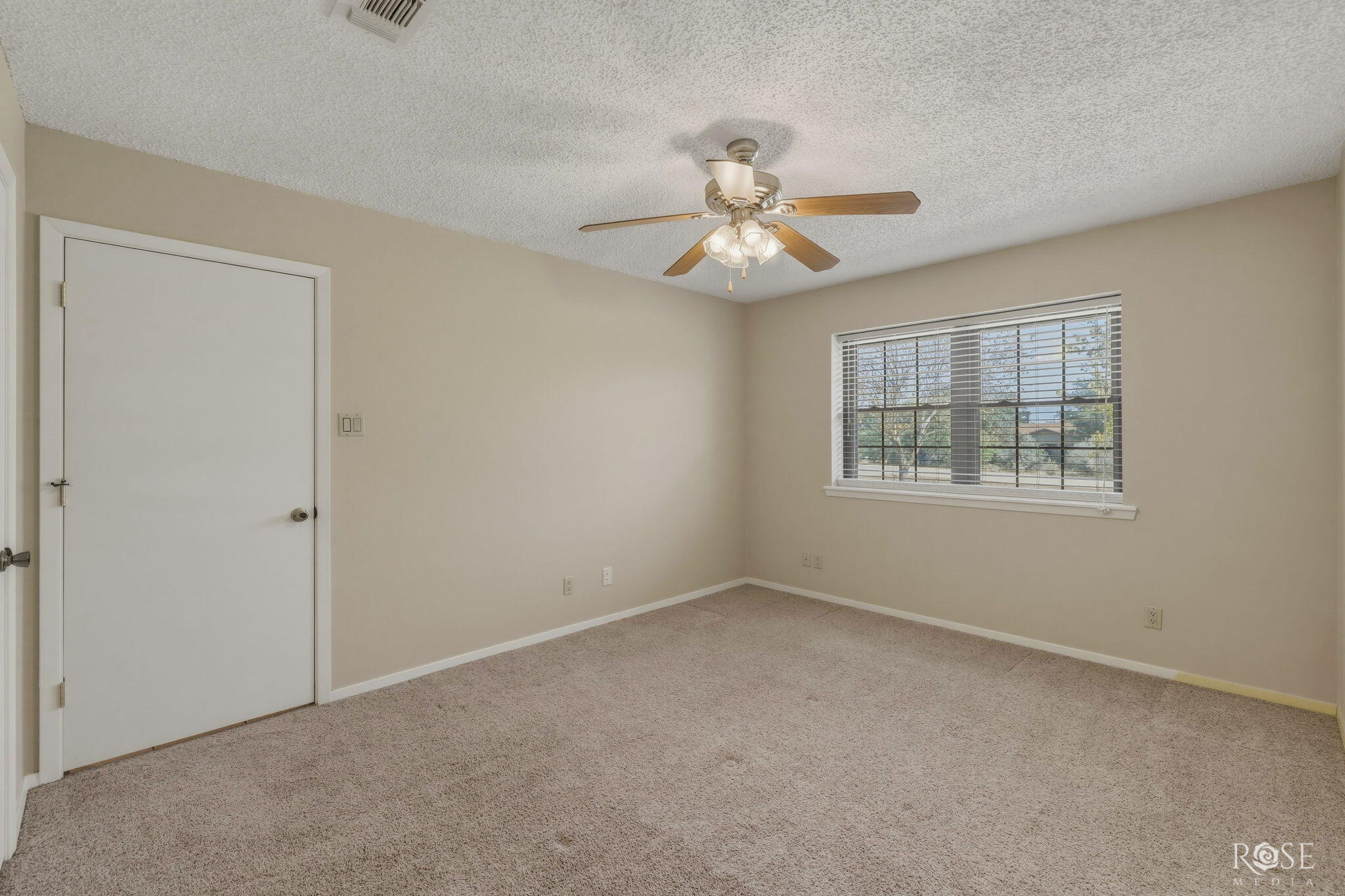 153 Edinburgh Road Property Photo 17