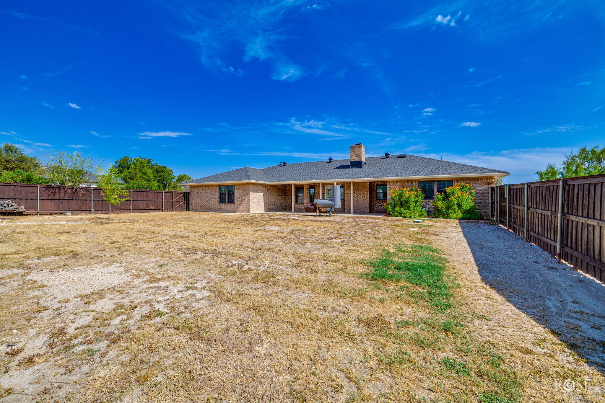 153 Edinburgh Road Property Photo 26