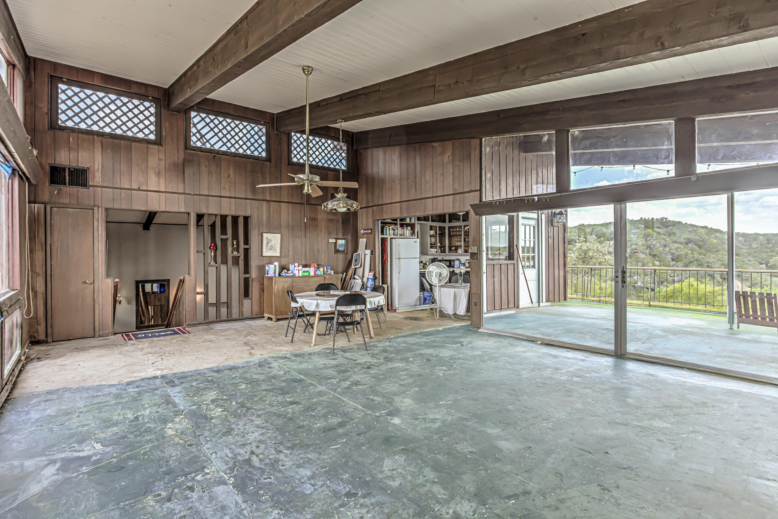 920 Boultinghouse Rd Property Photo 32