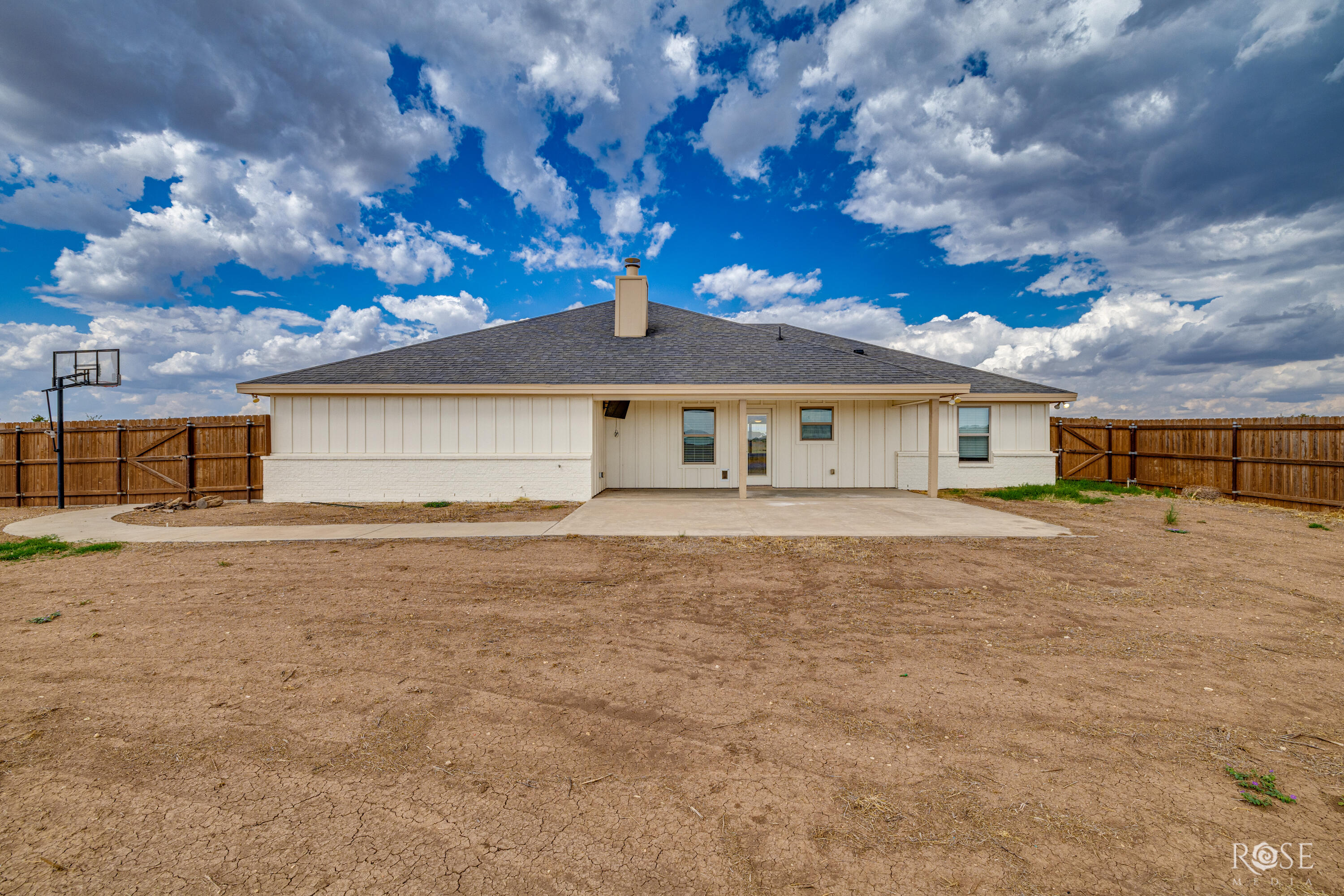 8353 Chad Road Property Photo 7