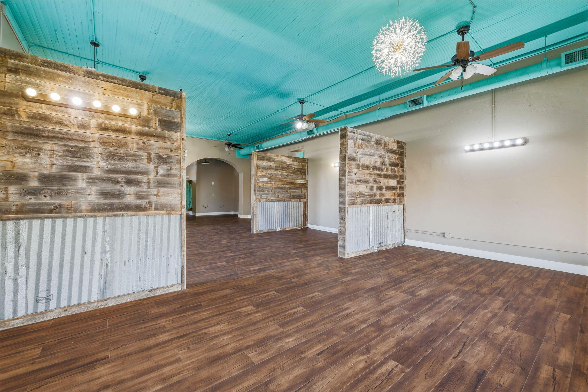 318 N Chadbourne Street Property Photo 18