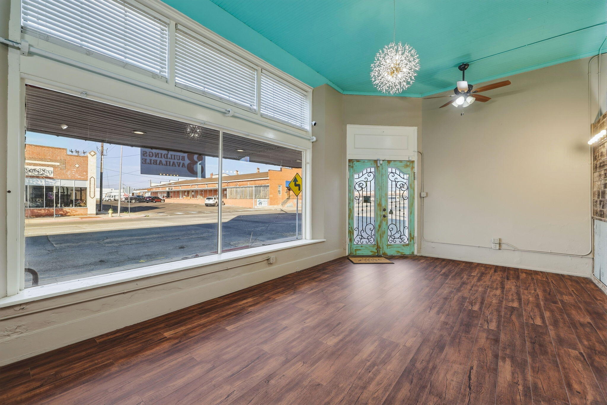 318 N Chadbourne Street Property Photo 19