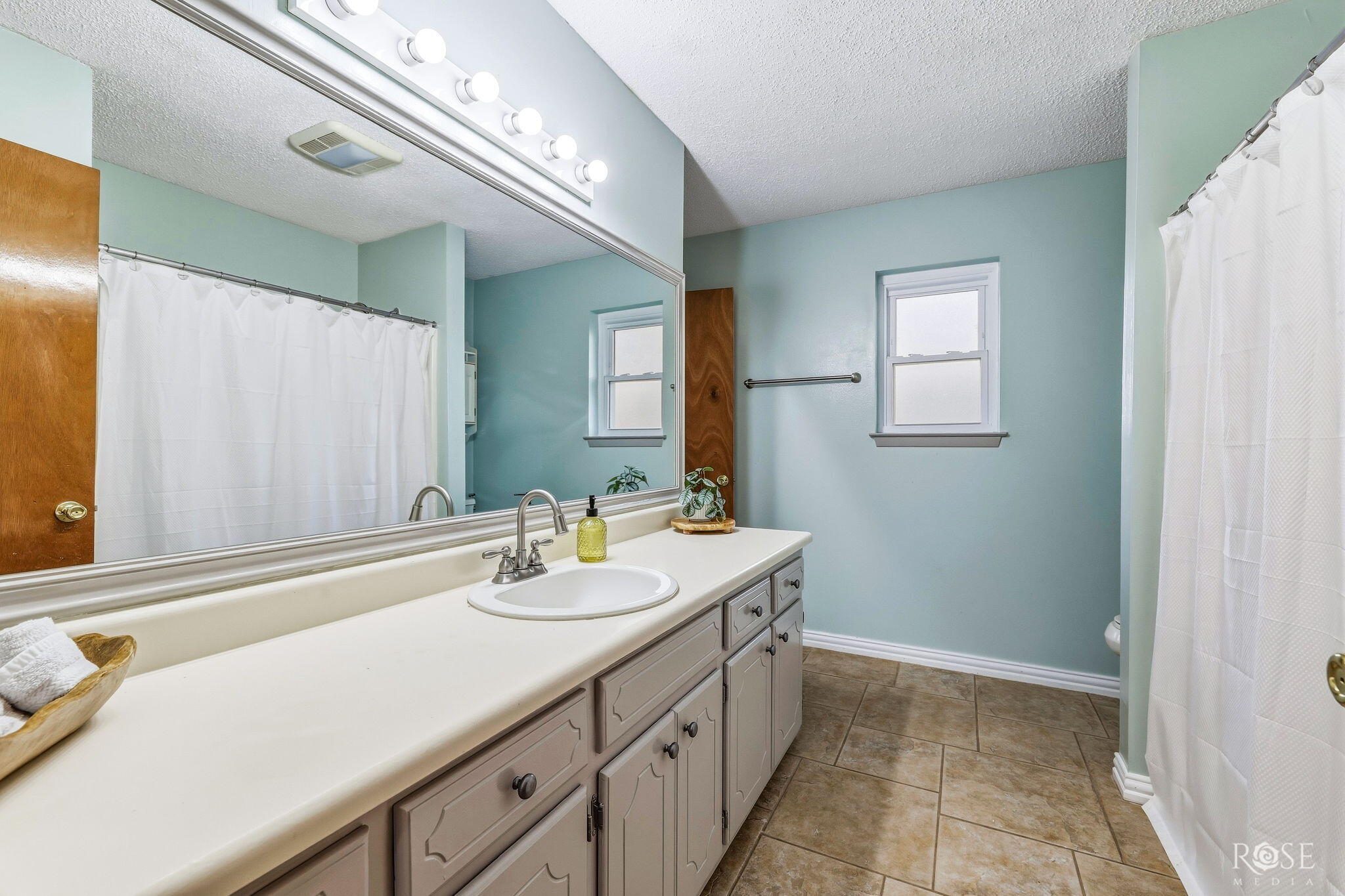 231 Dellwood Drive Property Photo 24