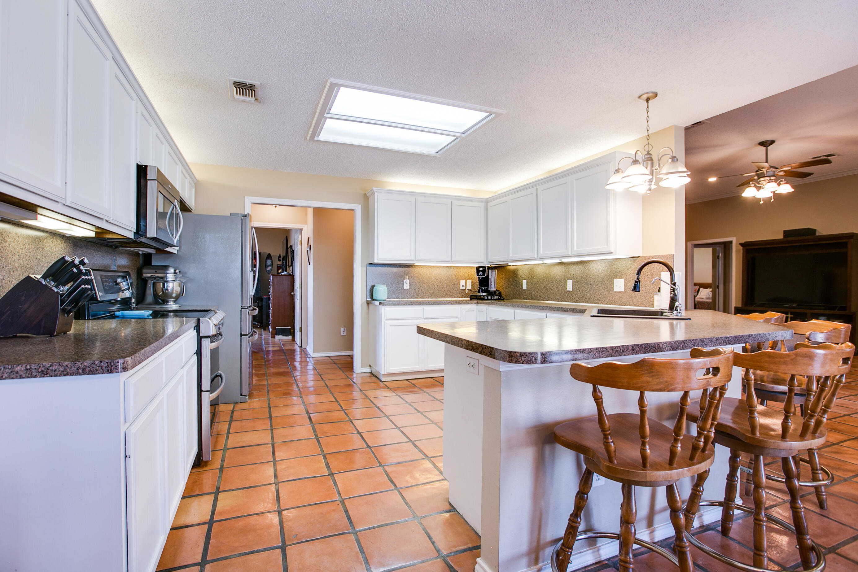 5909 Sussex Place Property Photo 14