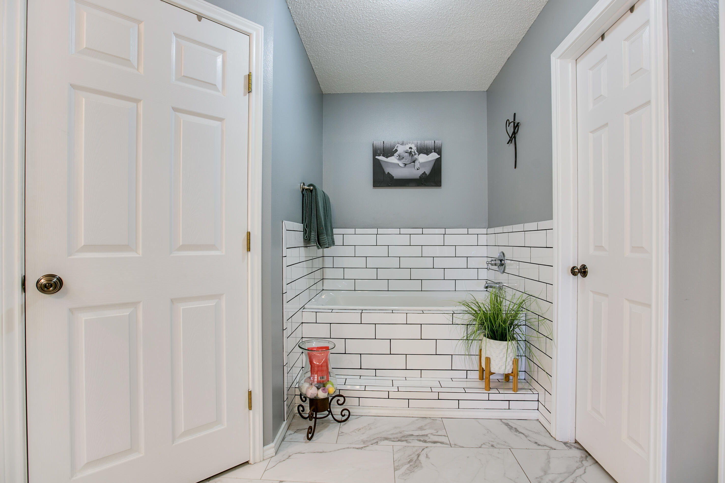 5909 Sussex Place Property Photo 27