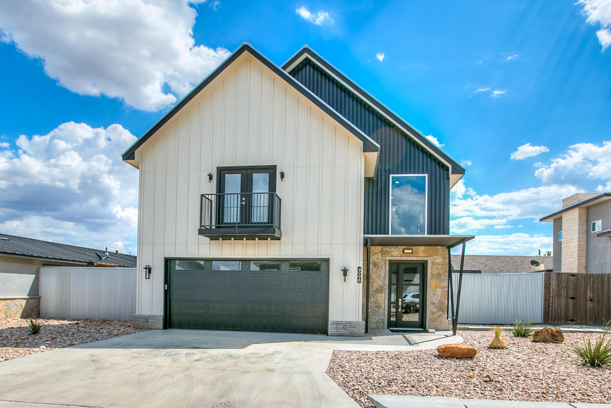 4998 Silver Creek Pass Property Photo 1