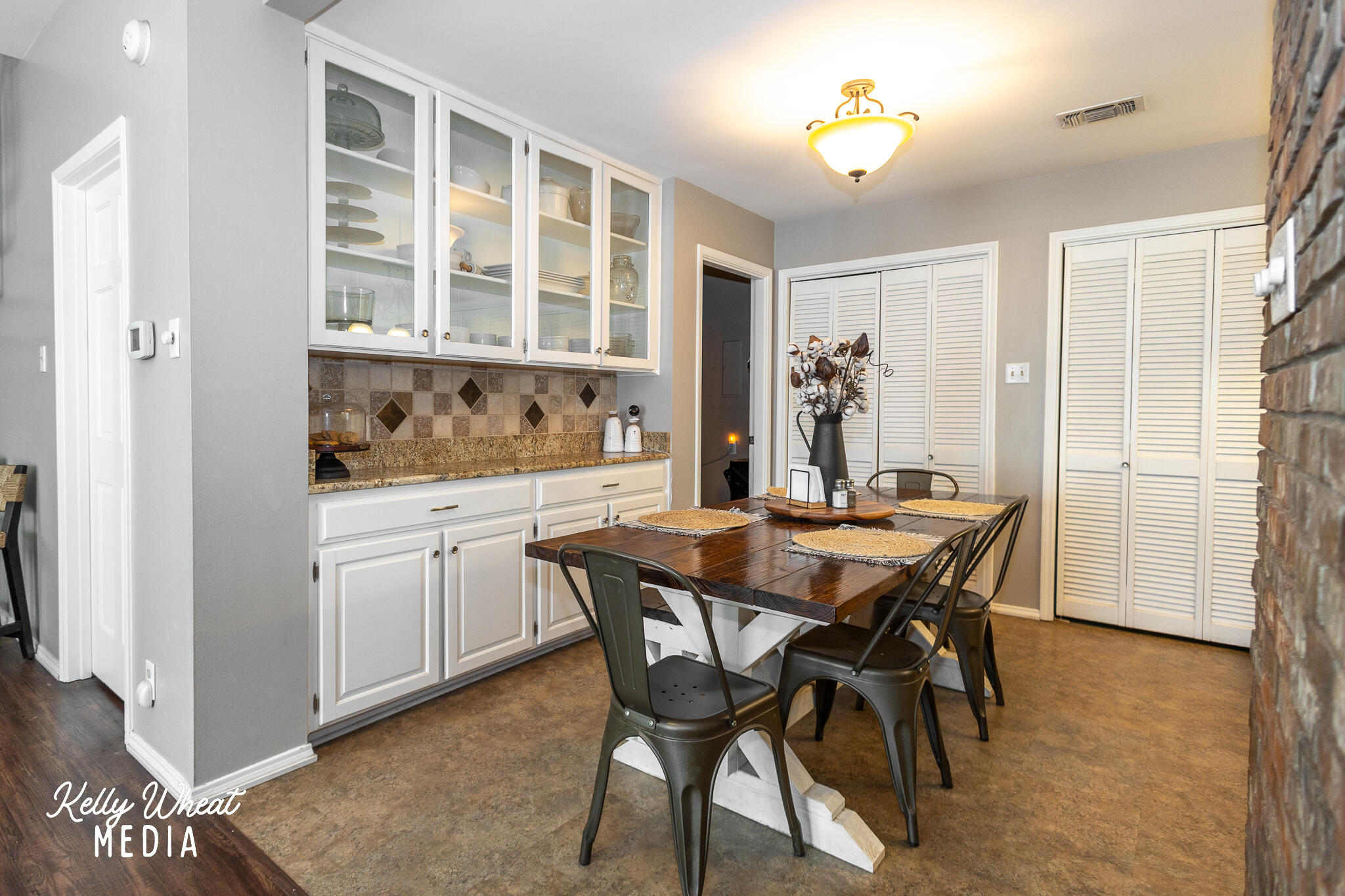 6609 Pinehurst Drive Property Photo 17