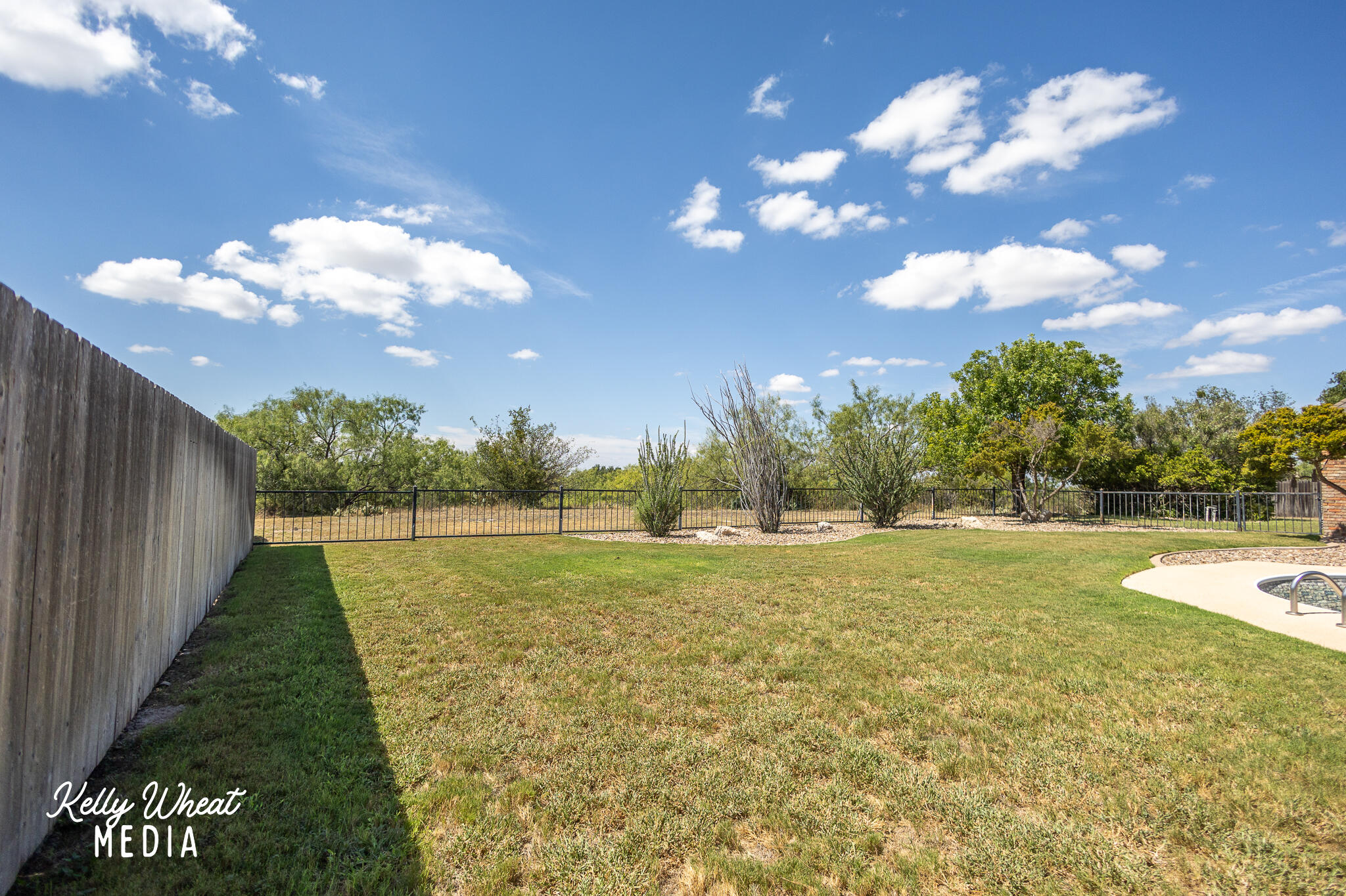 6609 Pinehurst Drive Property Photo 45