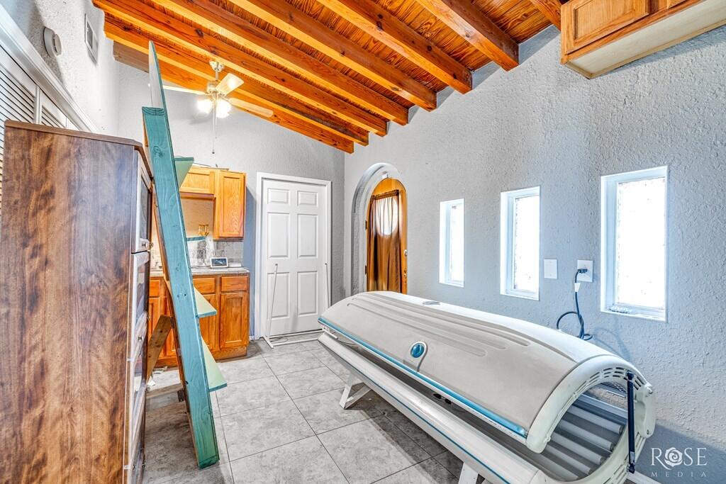 2318 Dallas Street Property Photo 11