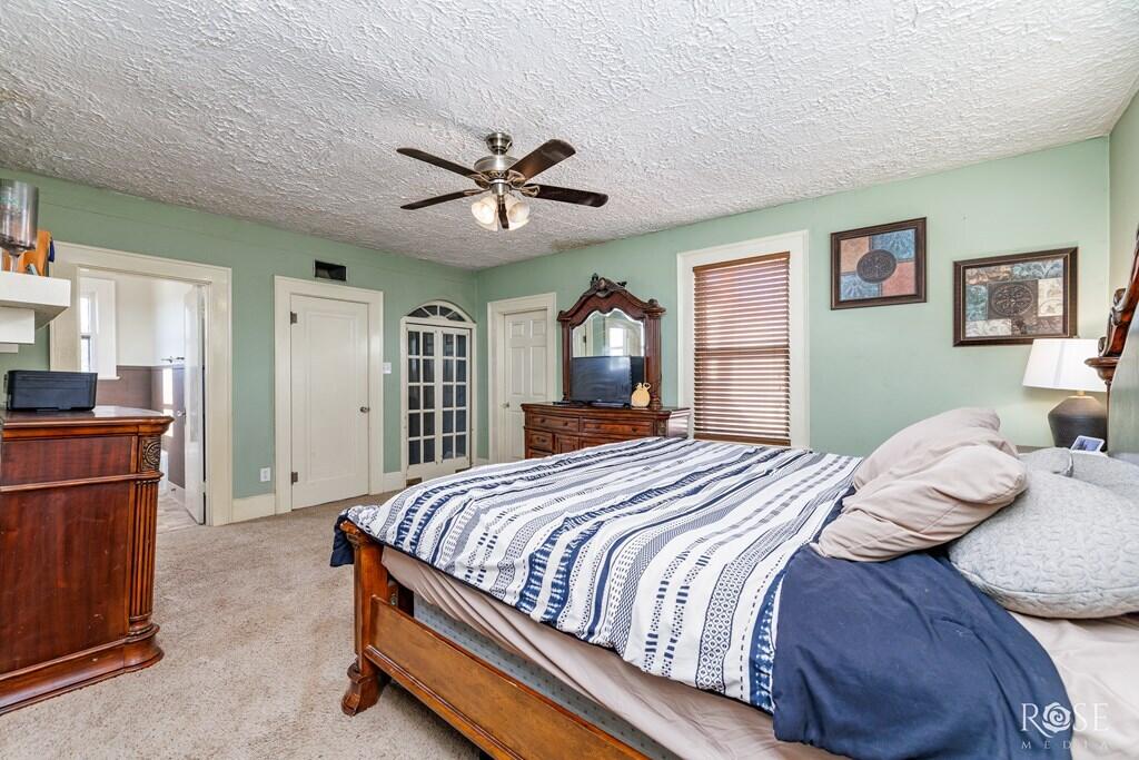 2318 Dallas Street Property Photo 21