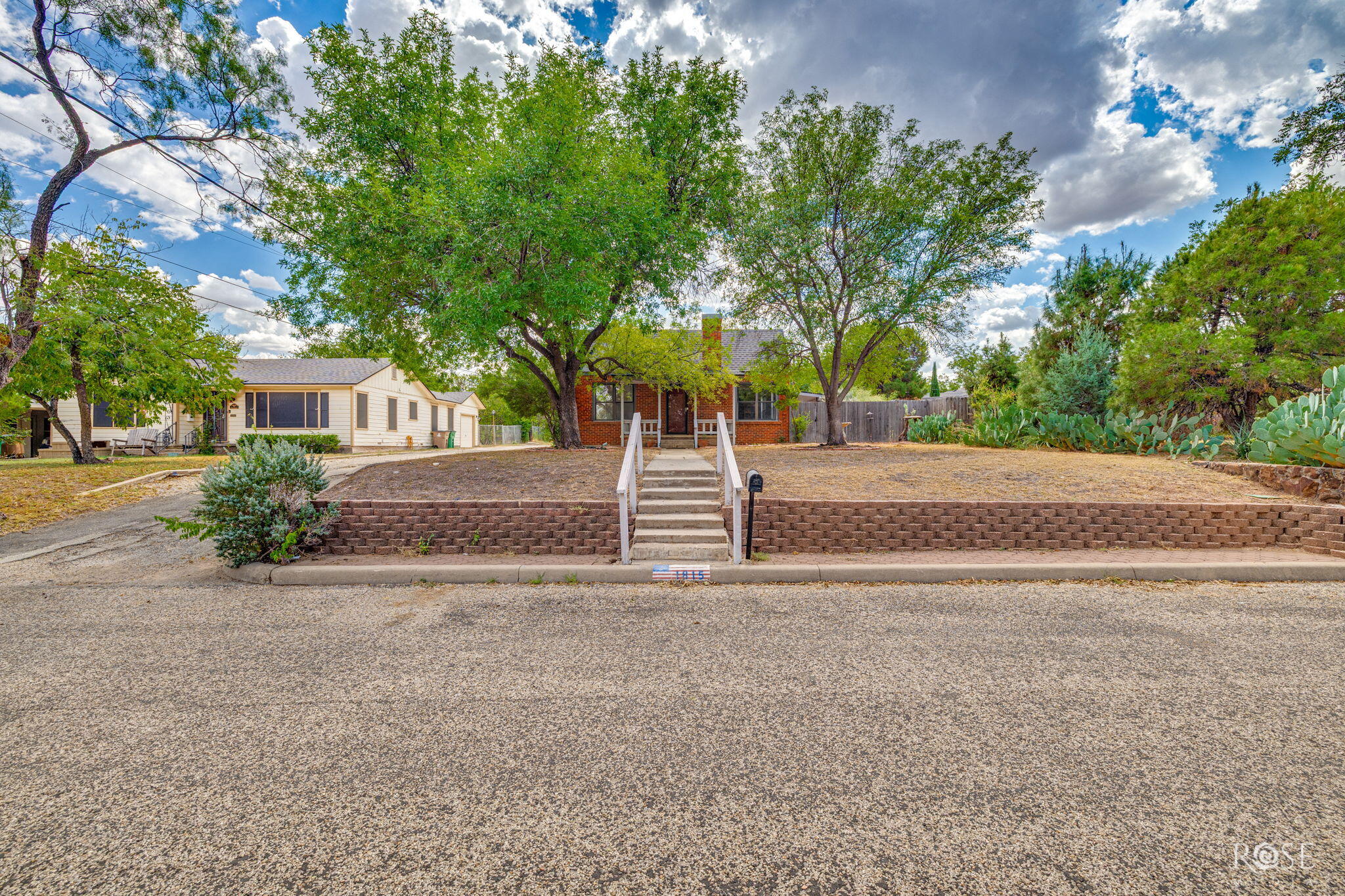 1815 W Avenue I Property Photo 3
