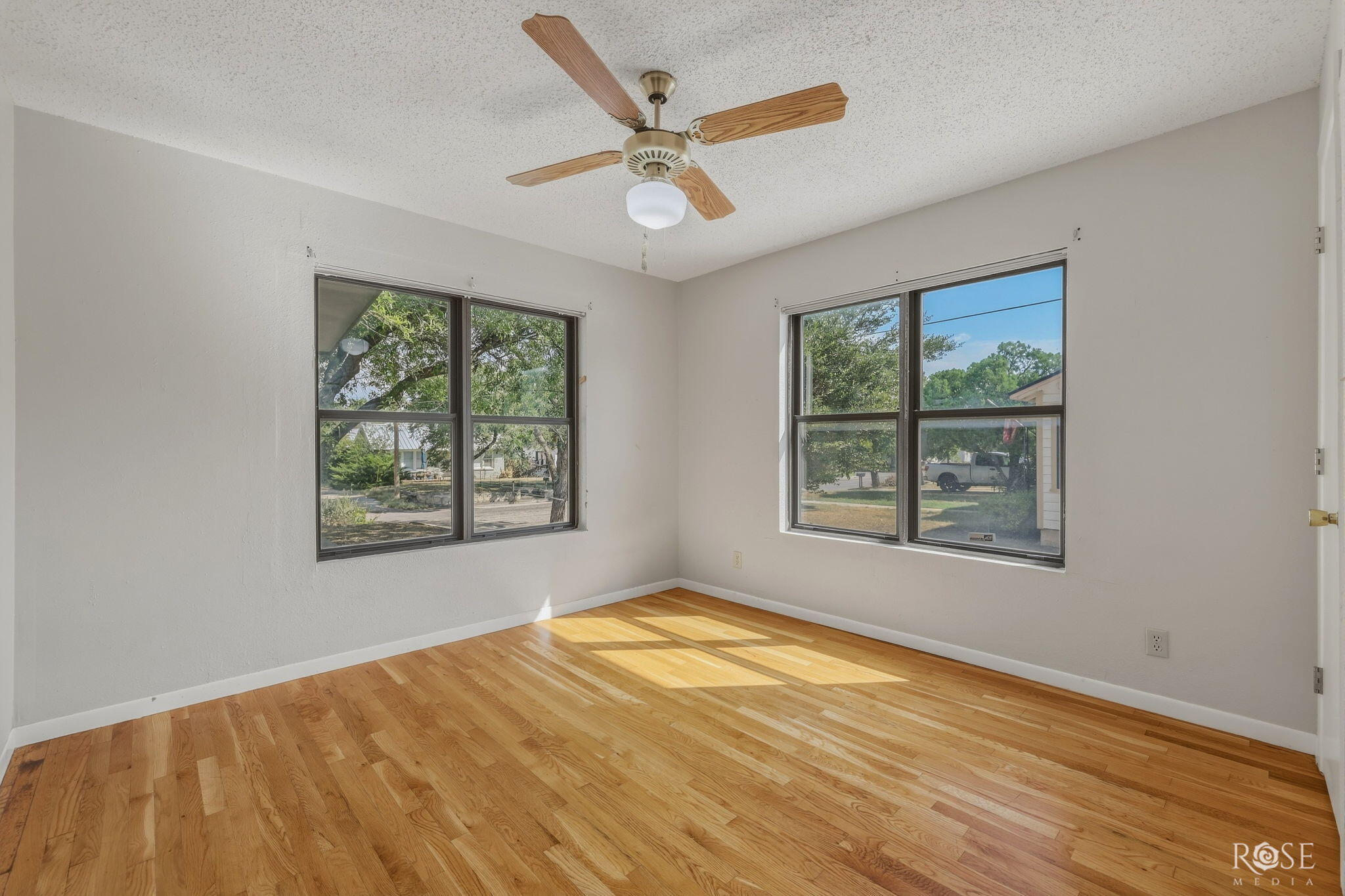 1815 W Avenue I Property Photo 27