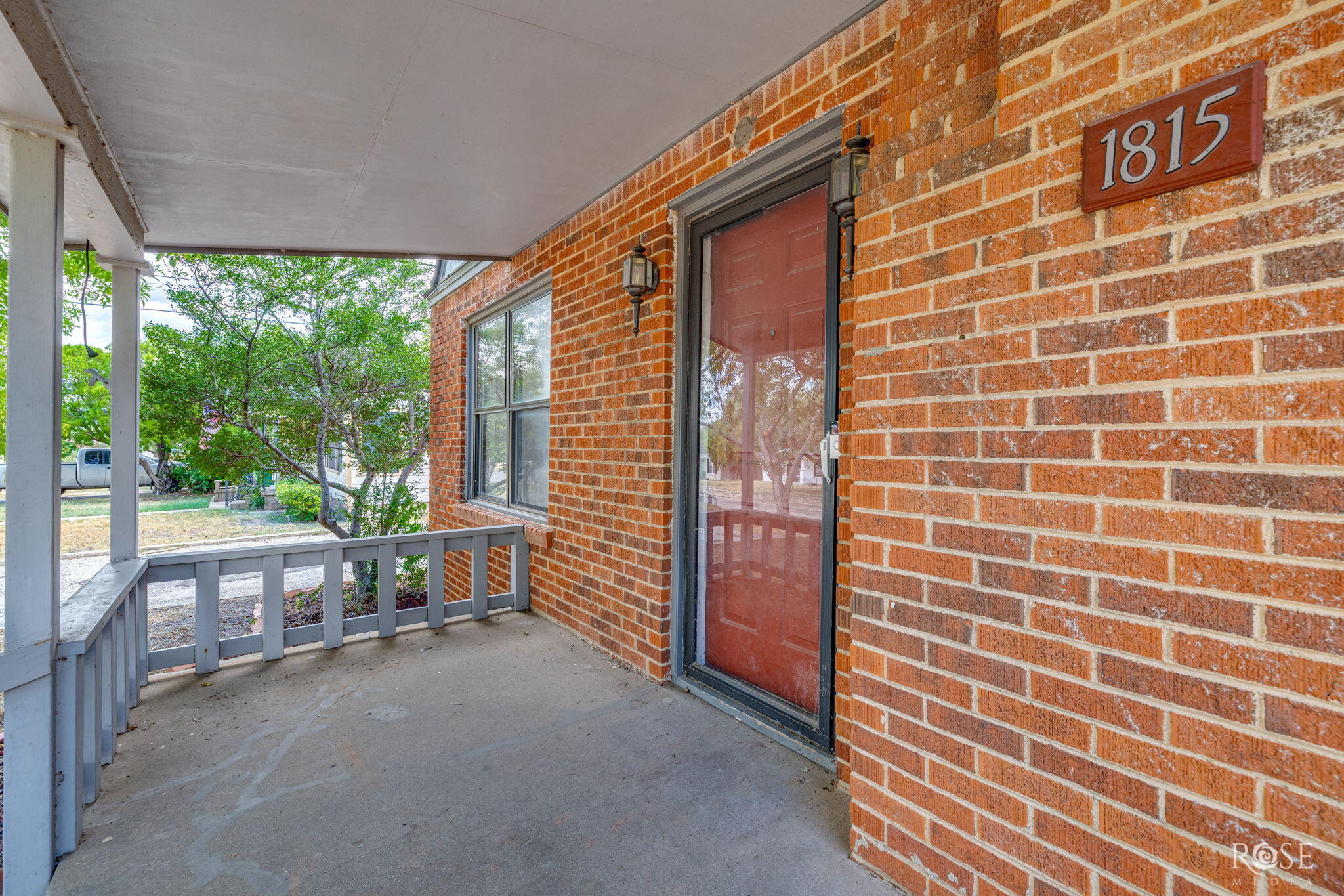 1815 W Avenue I Property Photo 29