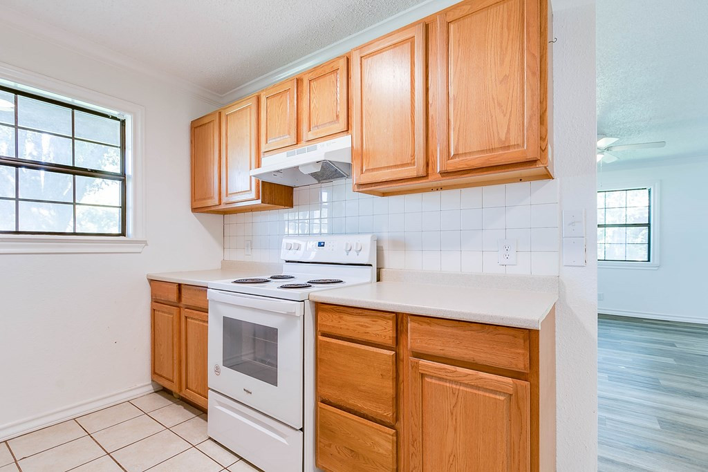 113 Maryland Street Property Photo 9