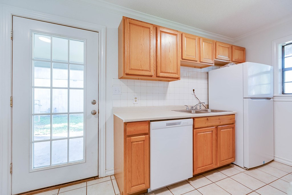 113 Maryland Street Property Photo 11