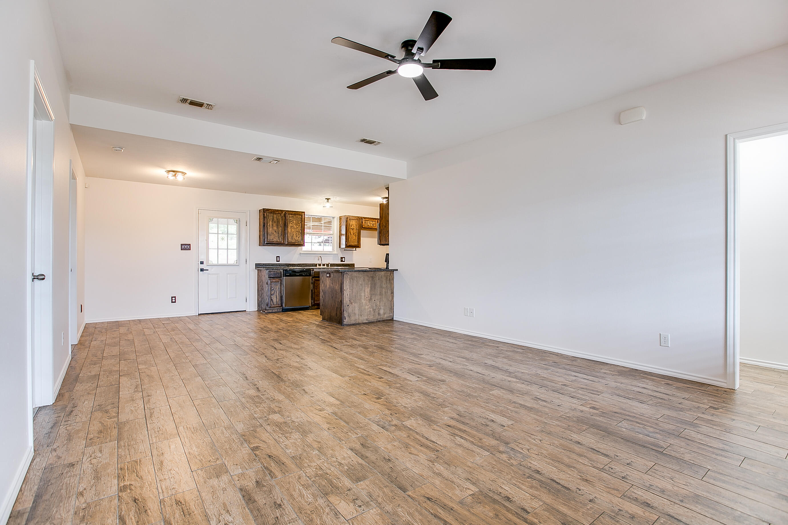 1610 Cloud Street Property Photo 9