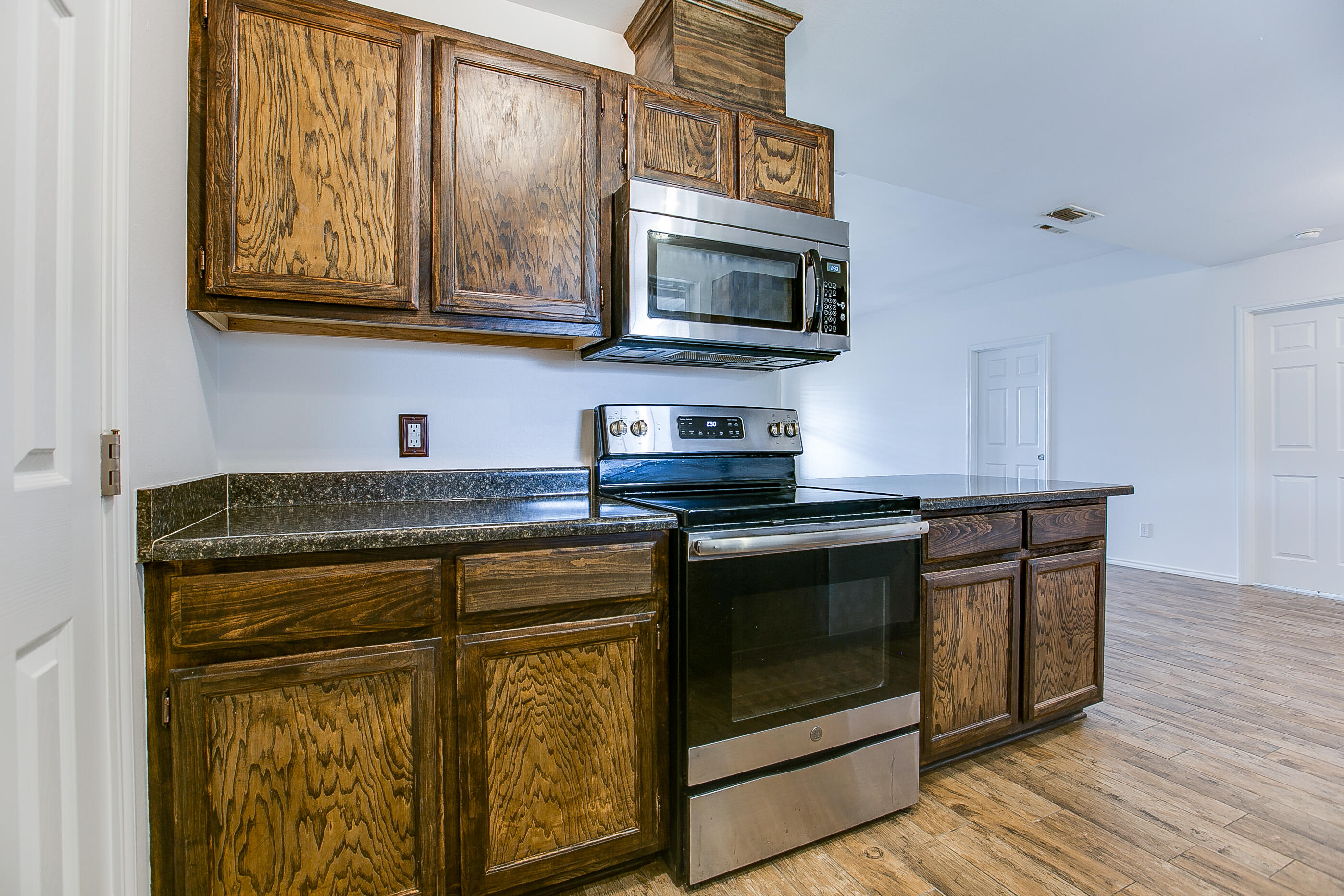 1610 Cloud Street Property Photo 13
