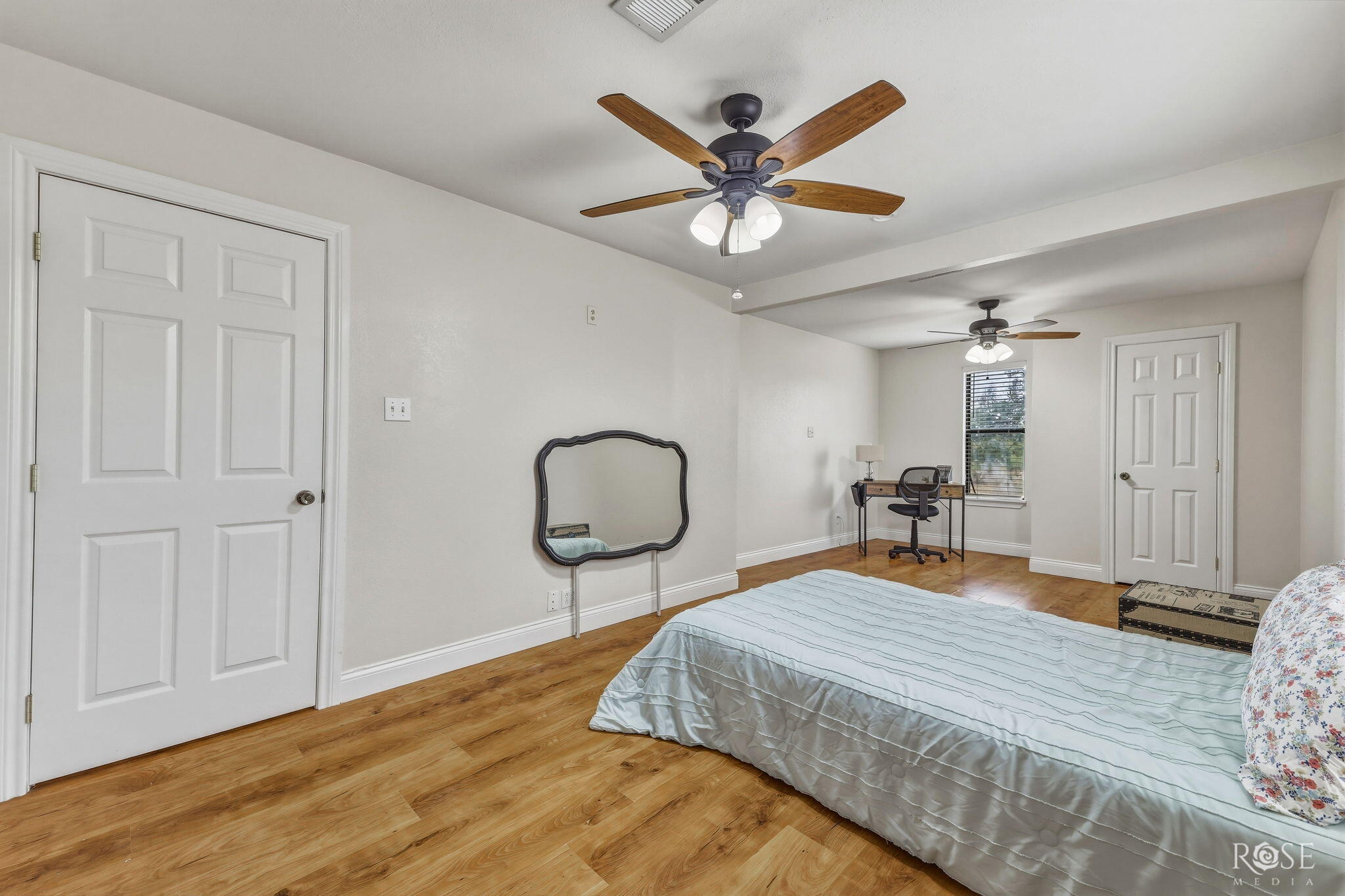 9697 Swain Road Property Photo 10