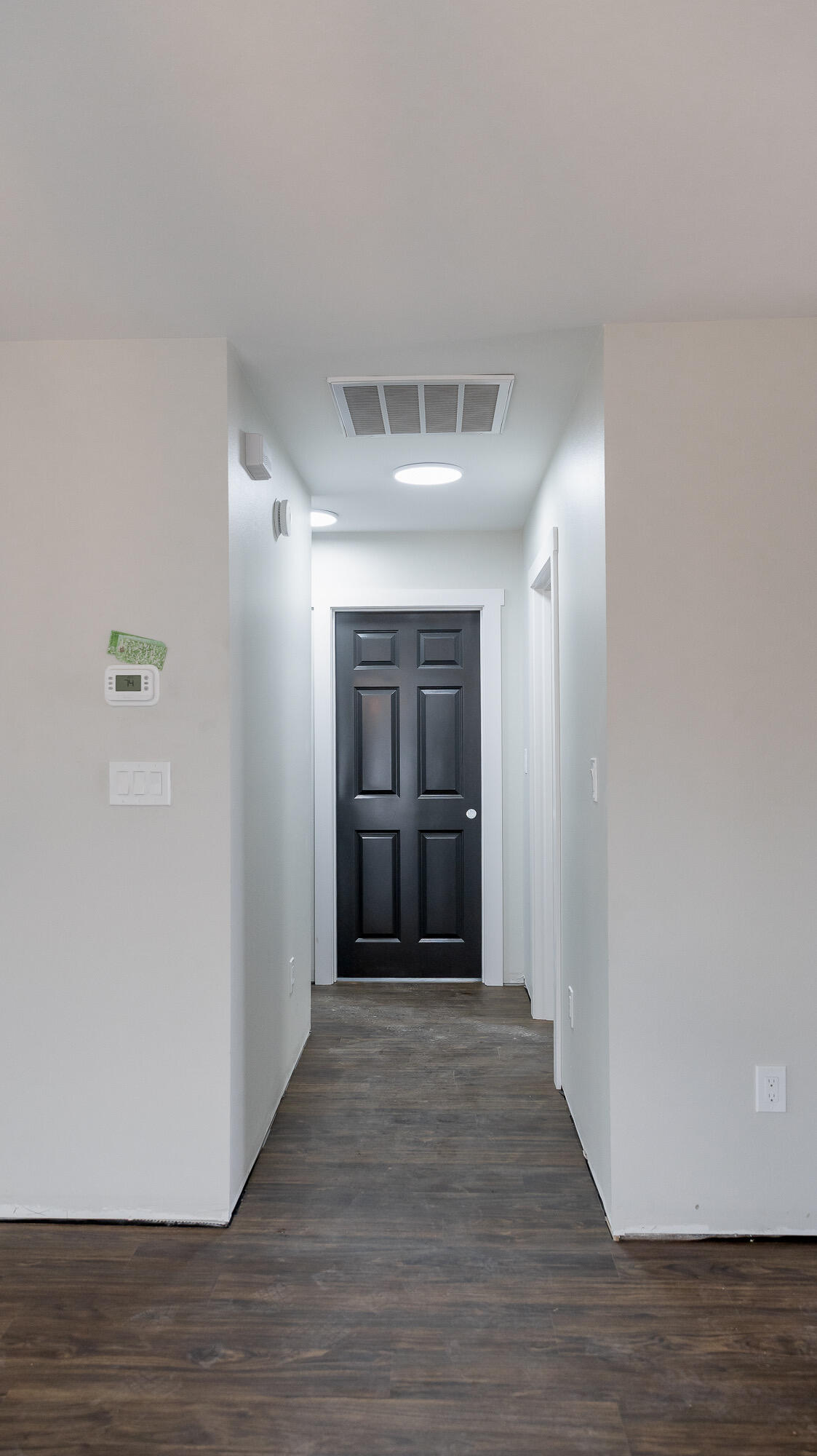 909 Murphy Street Property Photo 12