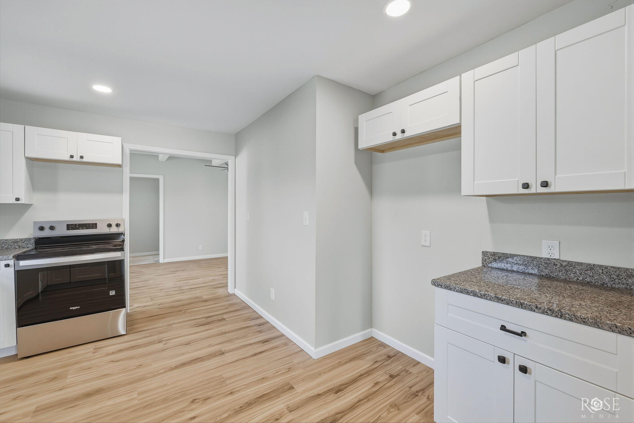 318 Glenmore Drive Property Photo 13