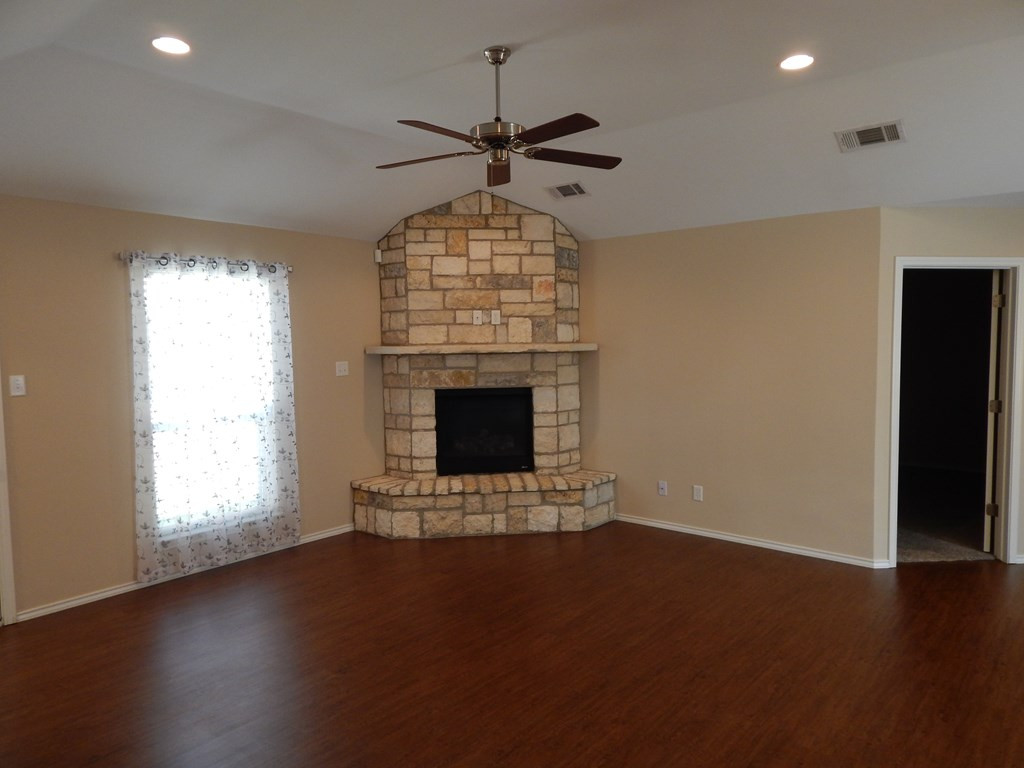 4342 Rimrock Circle Property Photo 6