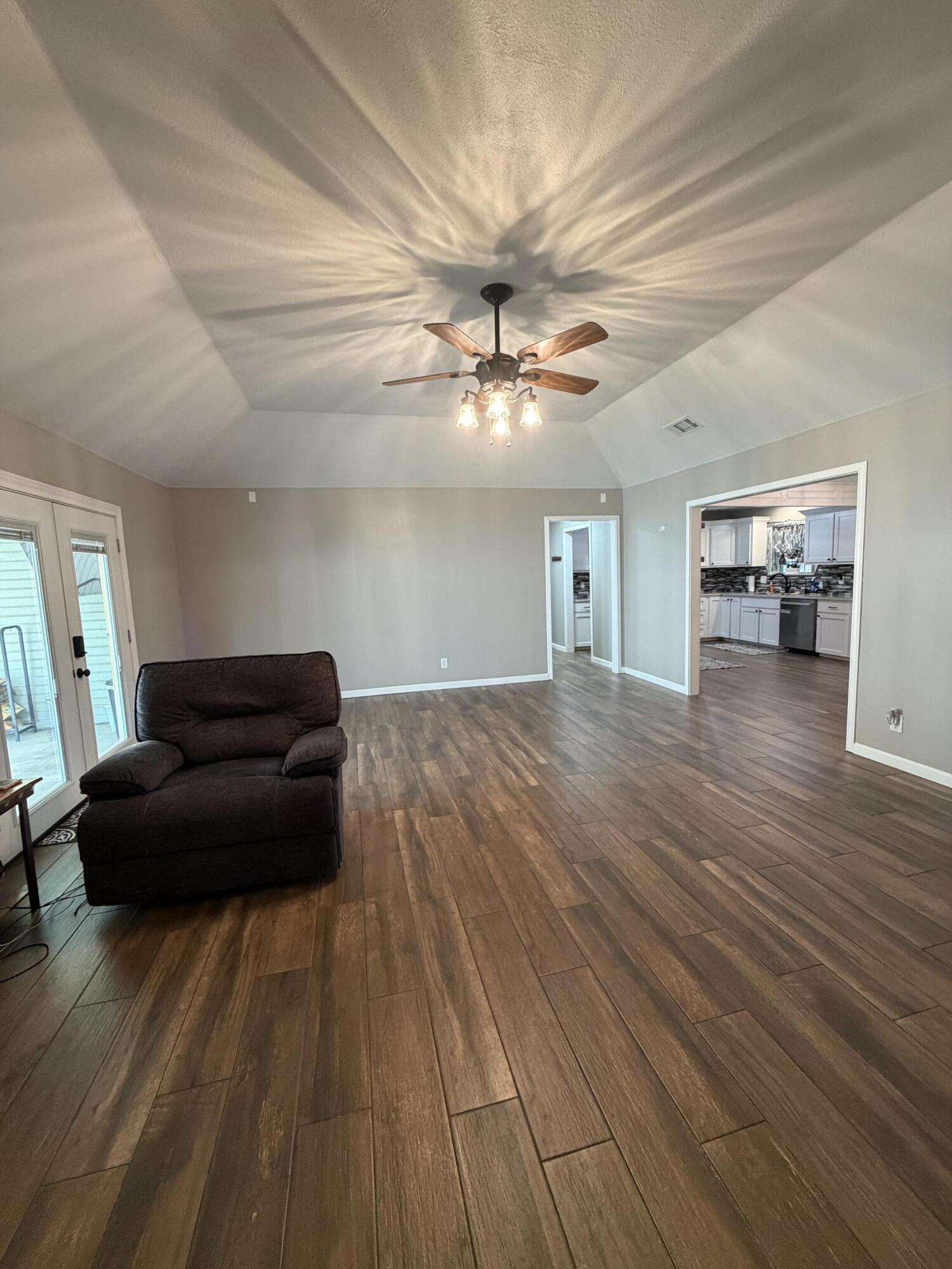 3314 Maplewood Drive Property Photo 11