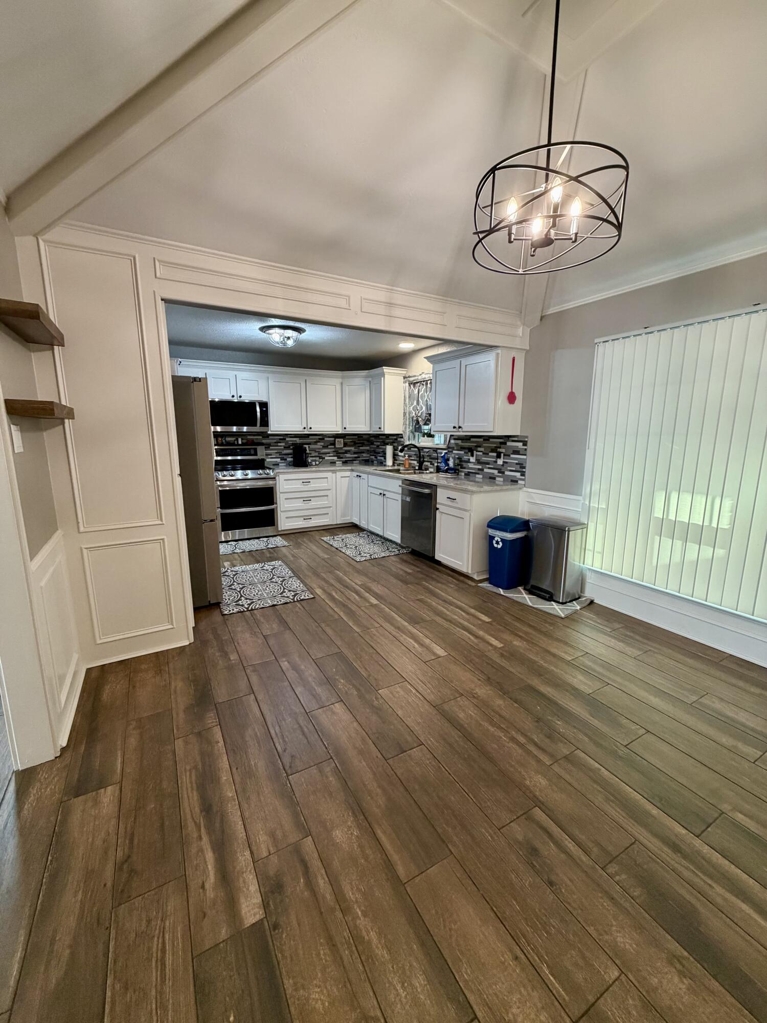3314 Maplewood Drive Property Photo 12