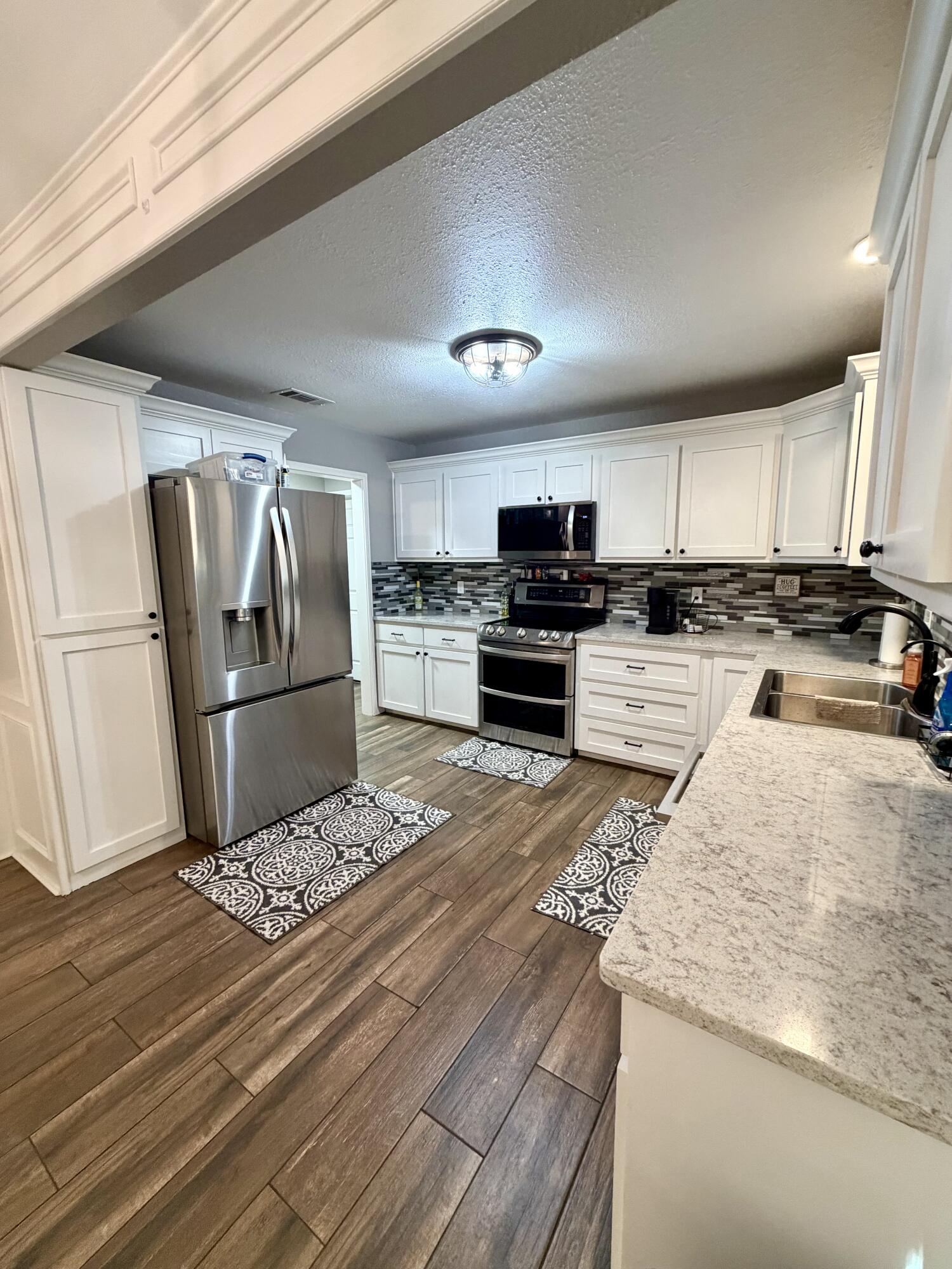 3314 Maplewood Drive Property Photo 13