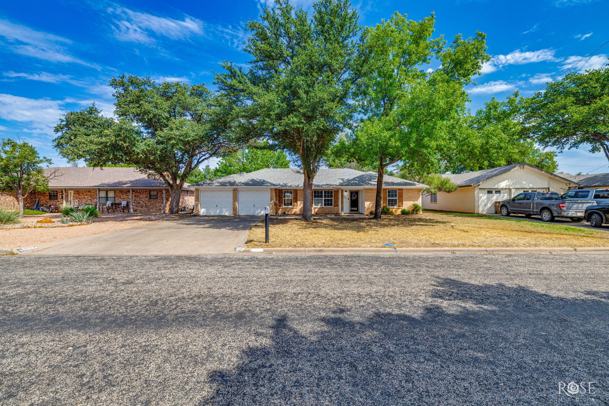 3402 Chatterton Drive Property Photo 2