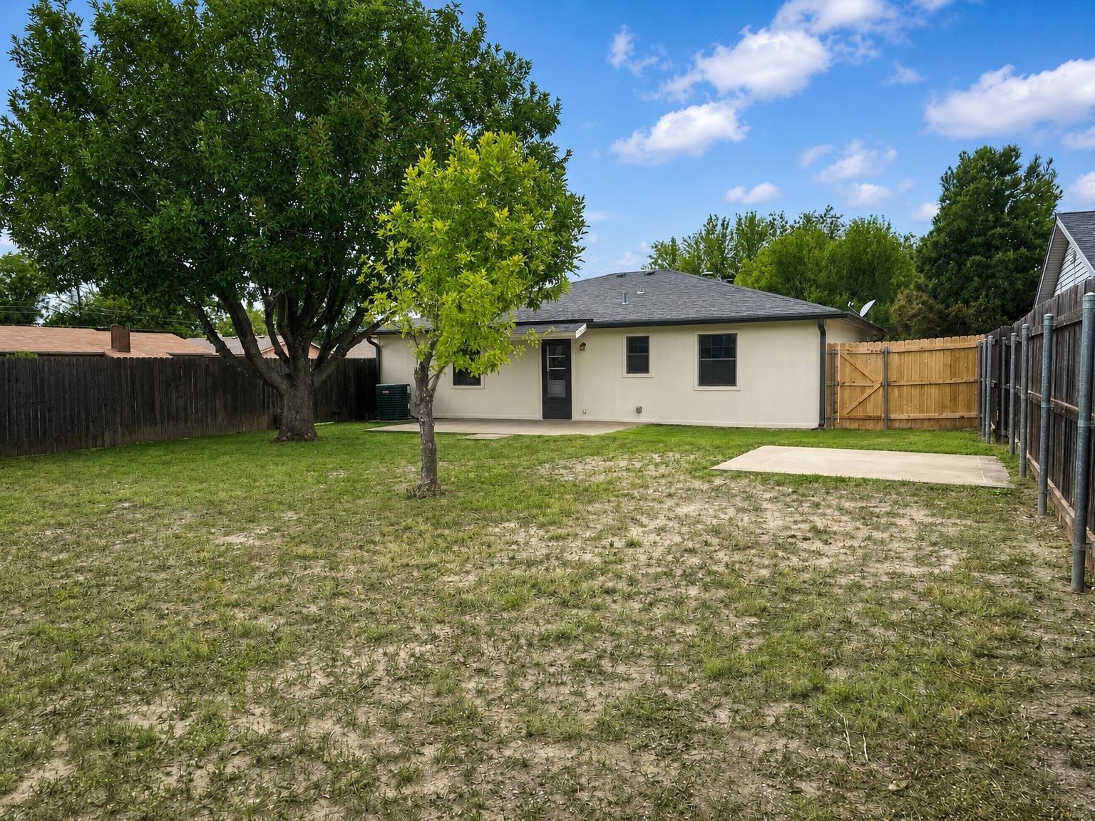 1002 Alpha Circle Property Photo 12