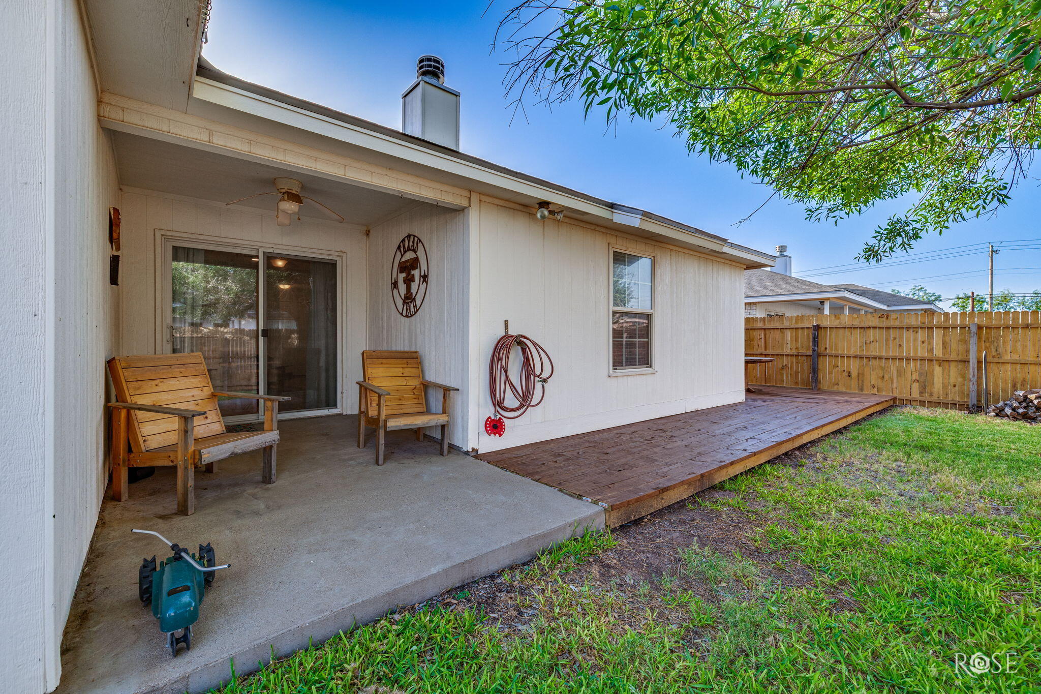 1203 Wallace Lane Property Photo 23