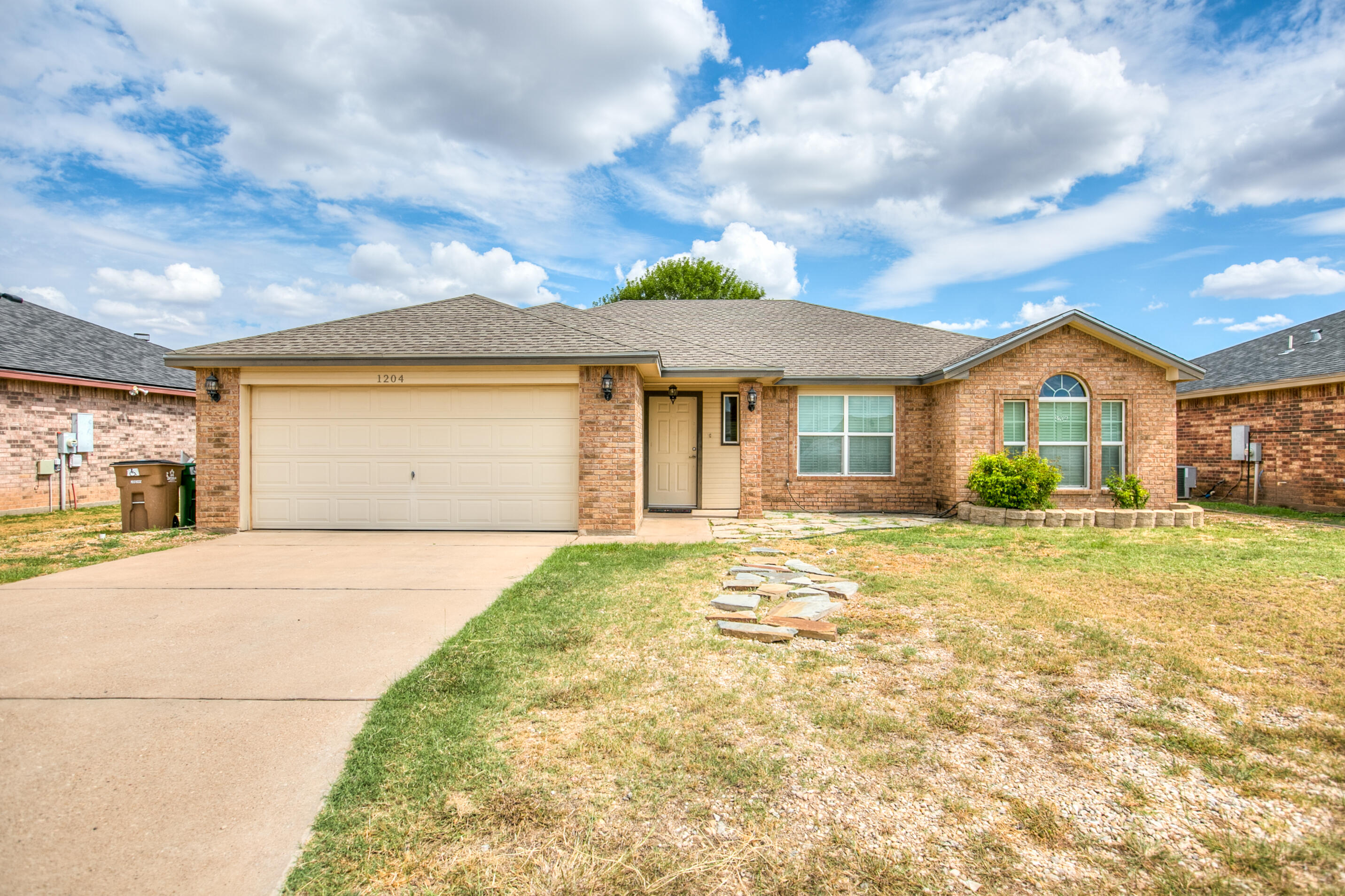 1204 George Lane Property Photo 1