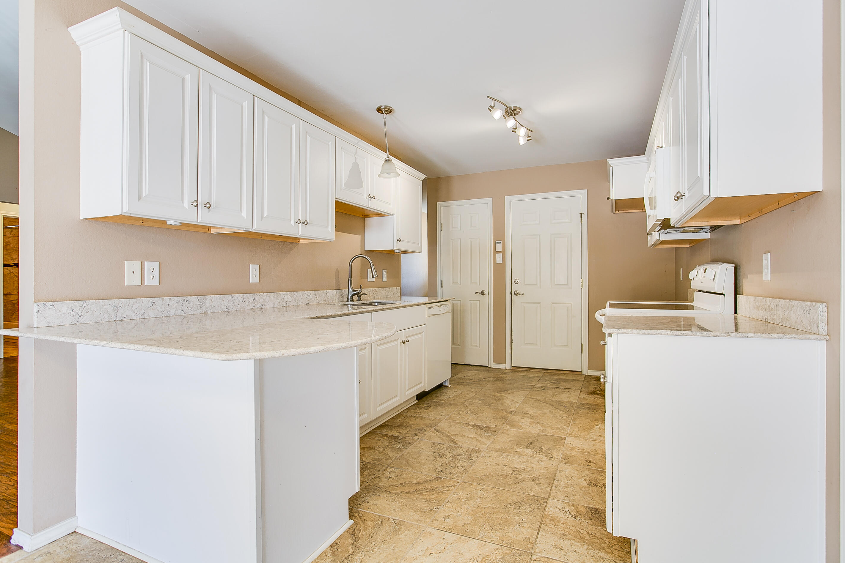 1204 George Lane Property Photo 11